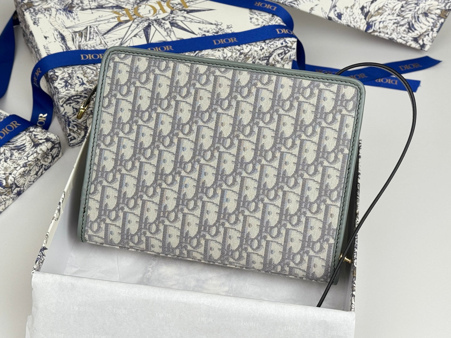 CD 30 Montaigne Dea Pouch 26cm Grayish Jacquard 258617 mysite