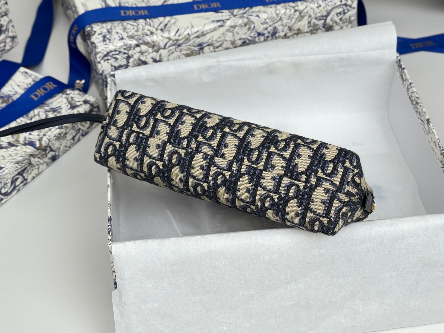 CD Oblique Beauty Case 24cm Blue Jacquard mysite