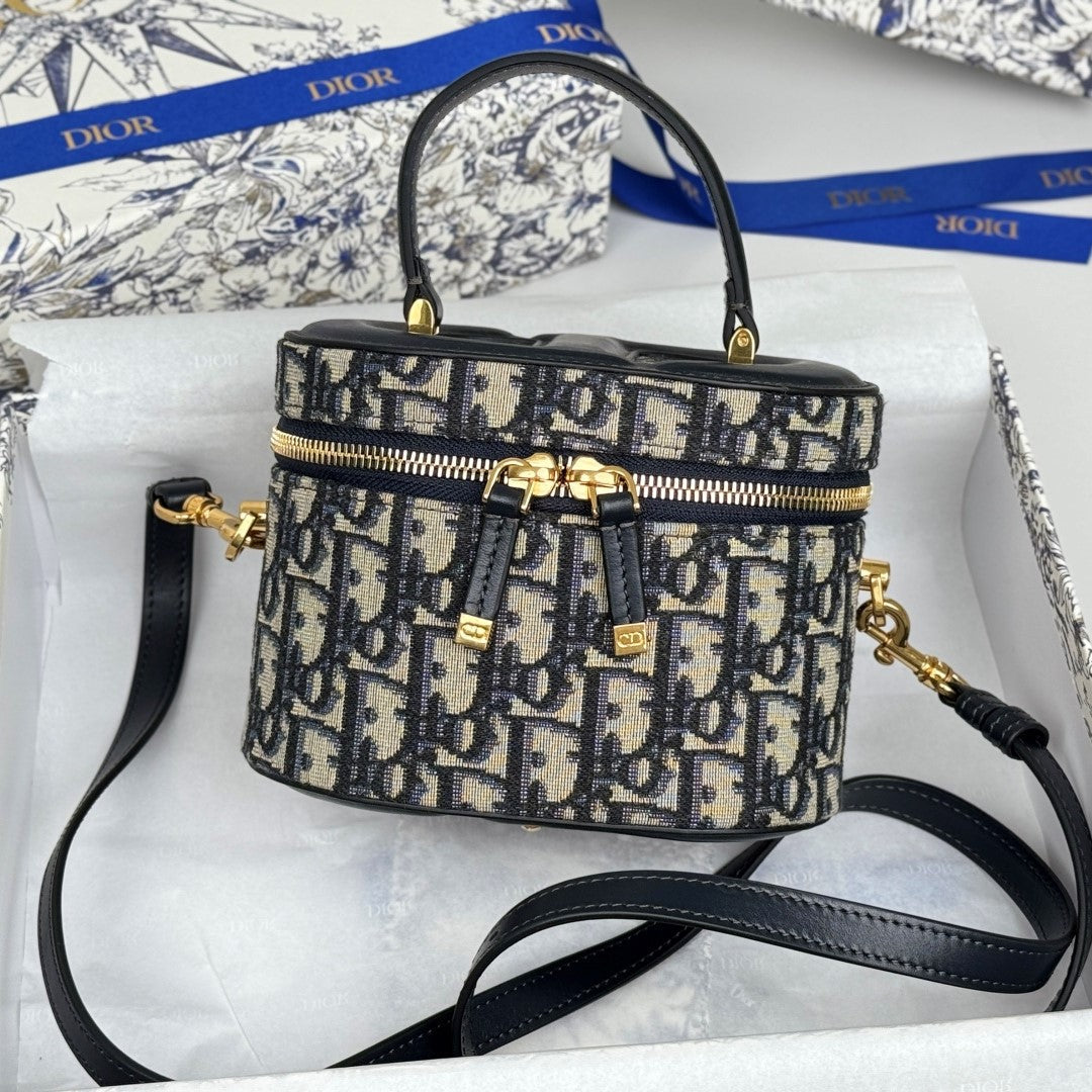 CD  Signature Vanity Case 16cm Blue Jacquard mysite