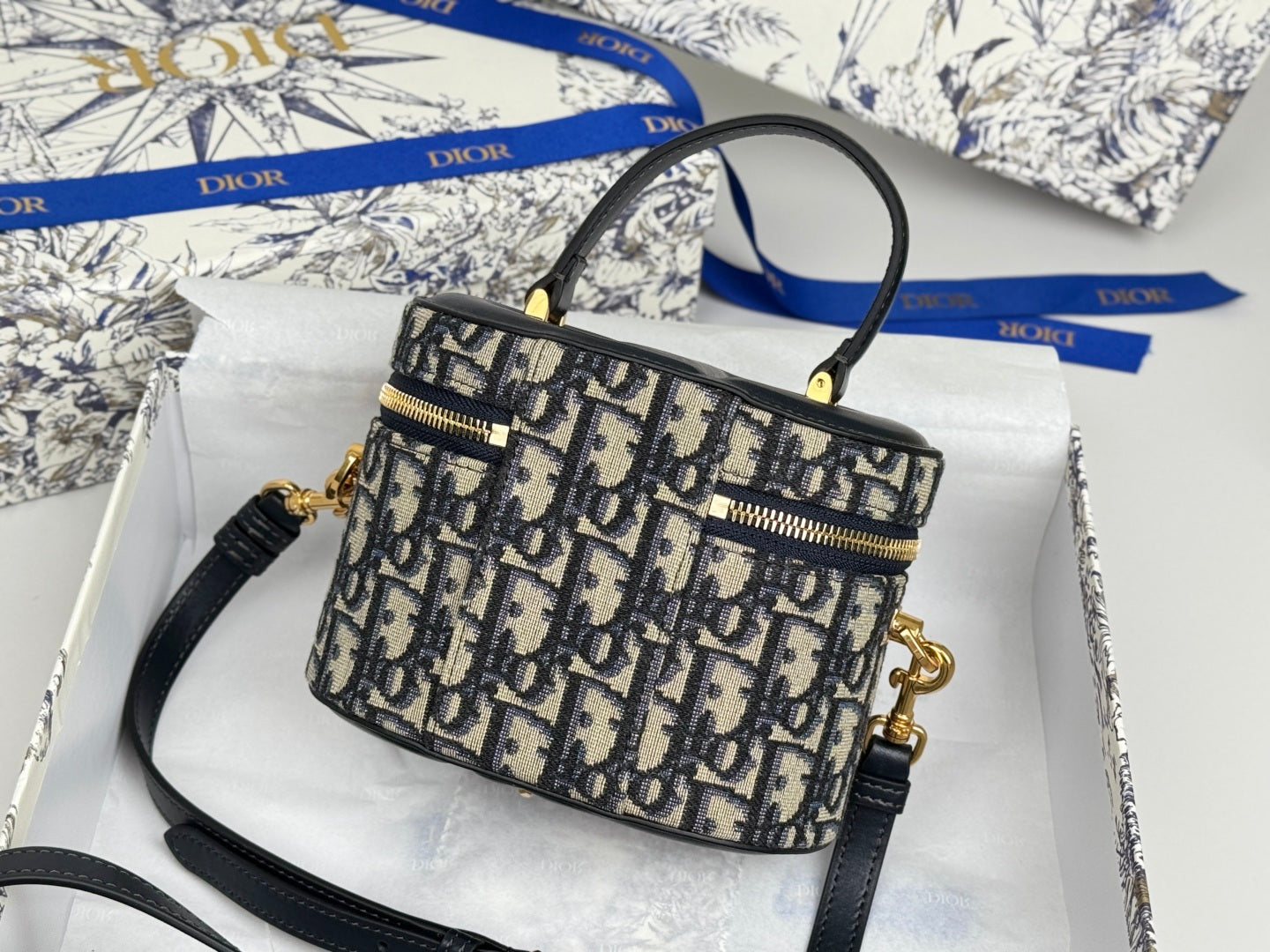 CD  Signature Vanity Case 16cm Blue Jacquard mysite