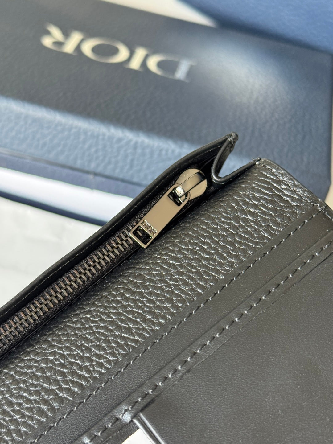 CD Saddle Long Vertical Wallet Black Beige Cowhide & Jacquard mysite