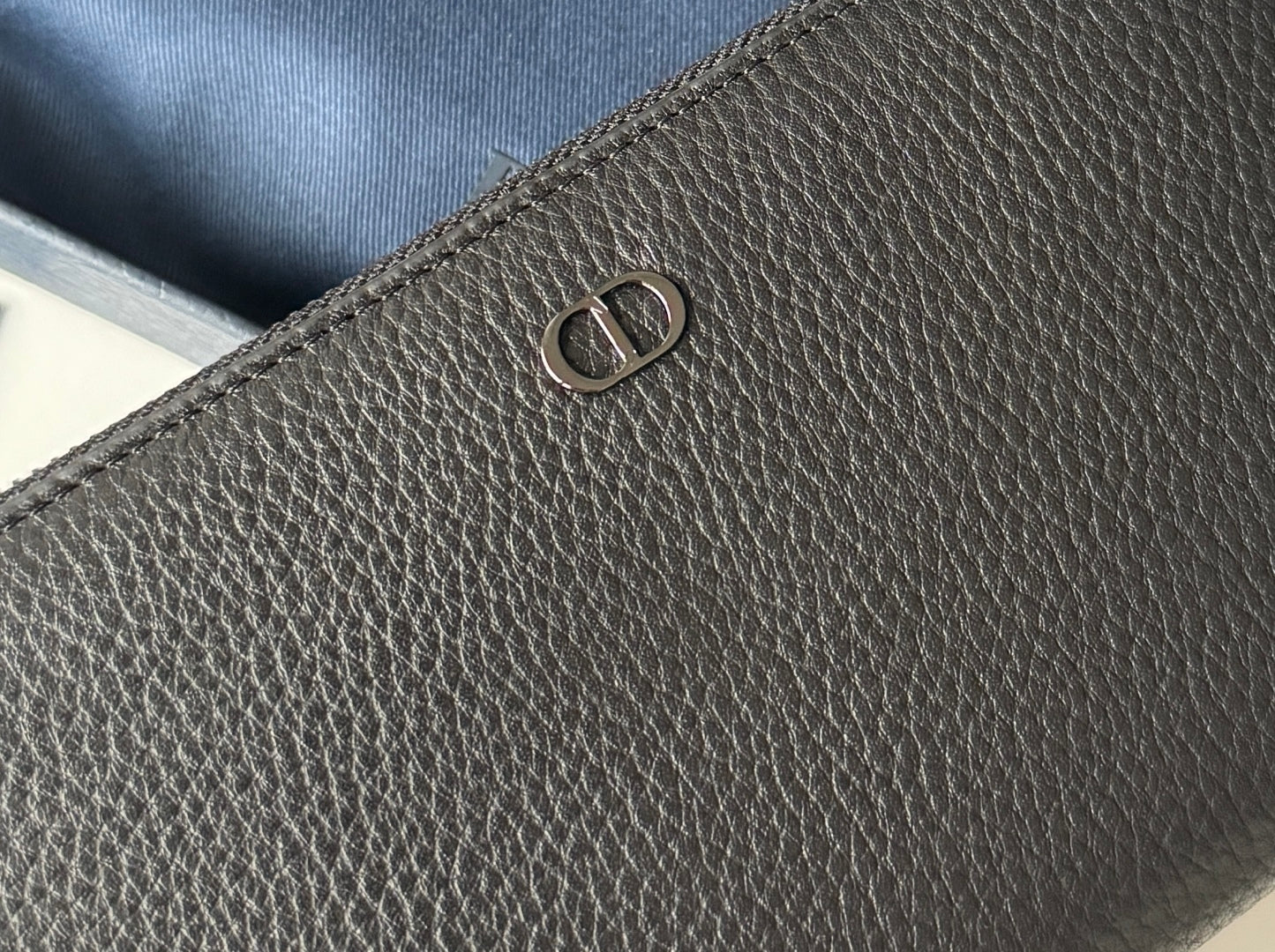 CD Icon Long Zipped Wallet Black Grained Cowhide mysite