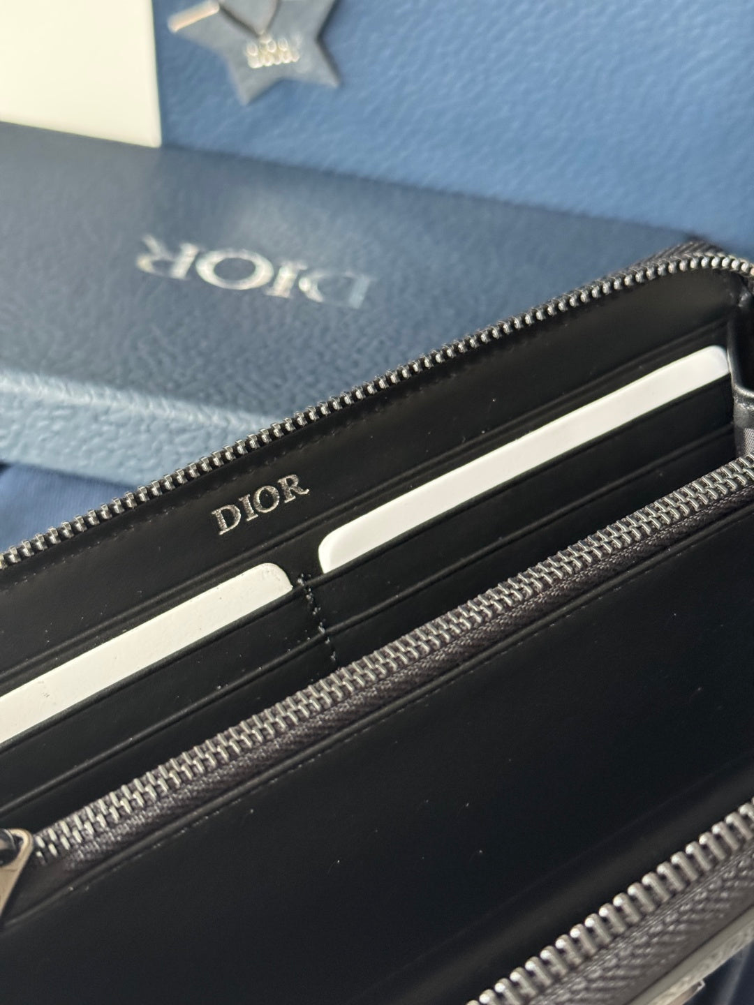 CD Icon Long Zipped Wallet Black Grained Cowhide mysite