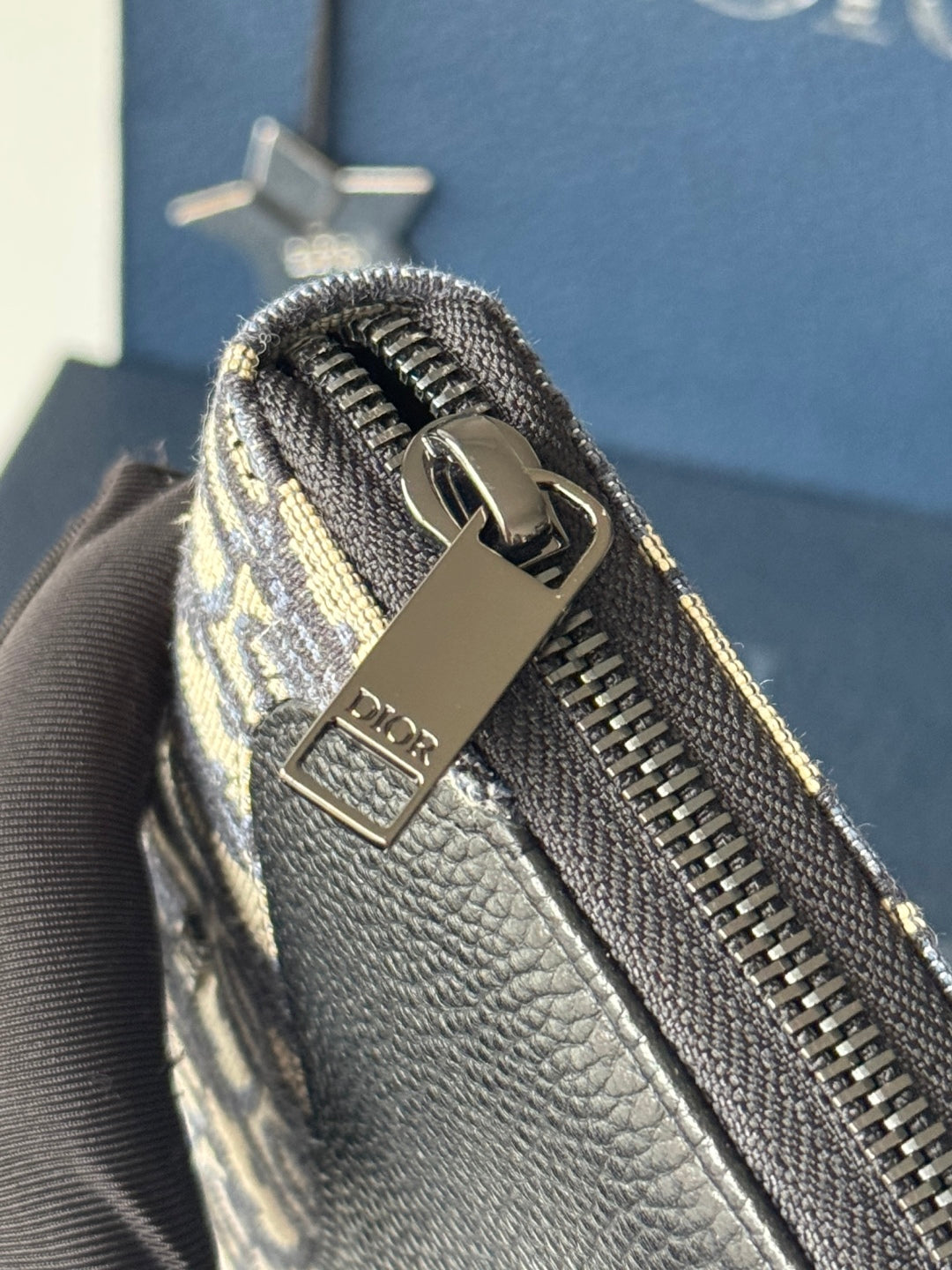 CD Saddle Long Zipped Wallet Black Beige Grain Cowhide & Jacquard mysite