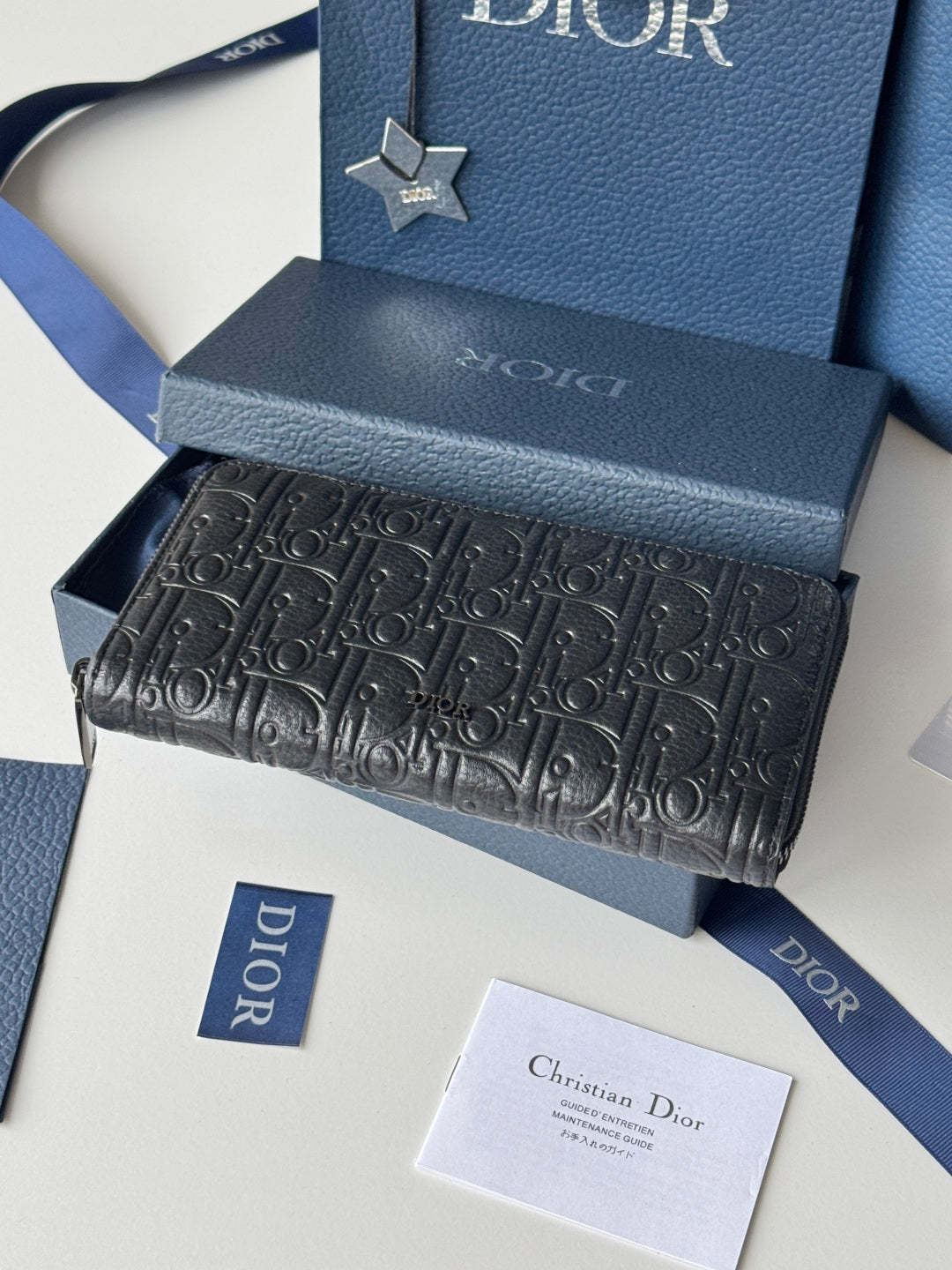 CD Long Zipped Wallet 19.8cm Black Gravity Leather mysite