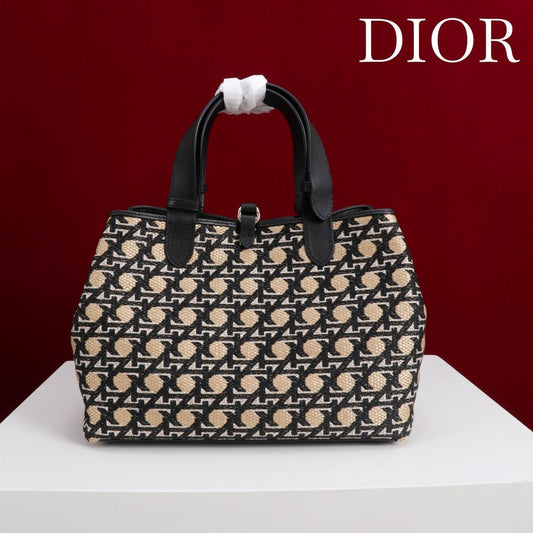 CD Toujours Bag 29 Diamond Black Beige Leather mysite