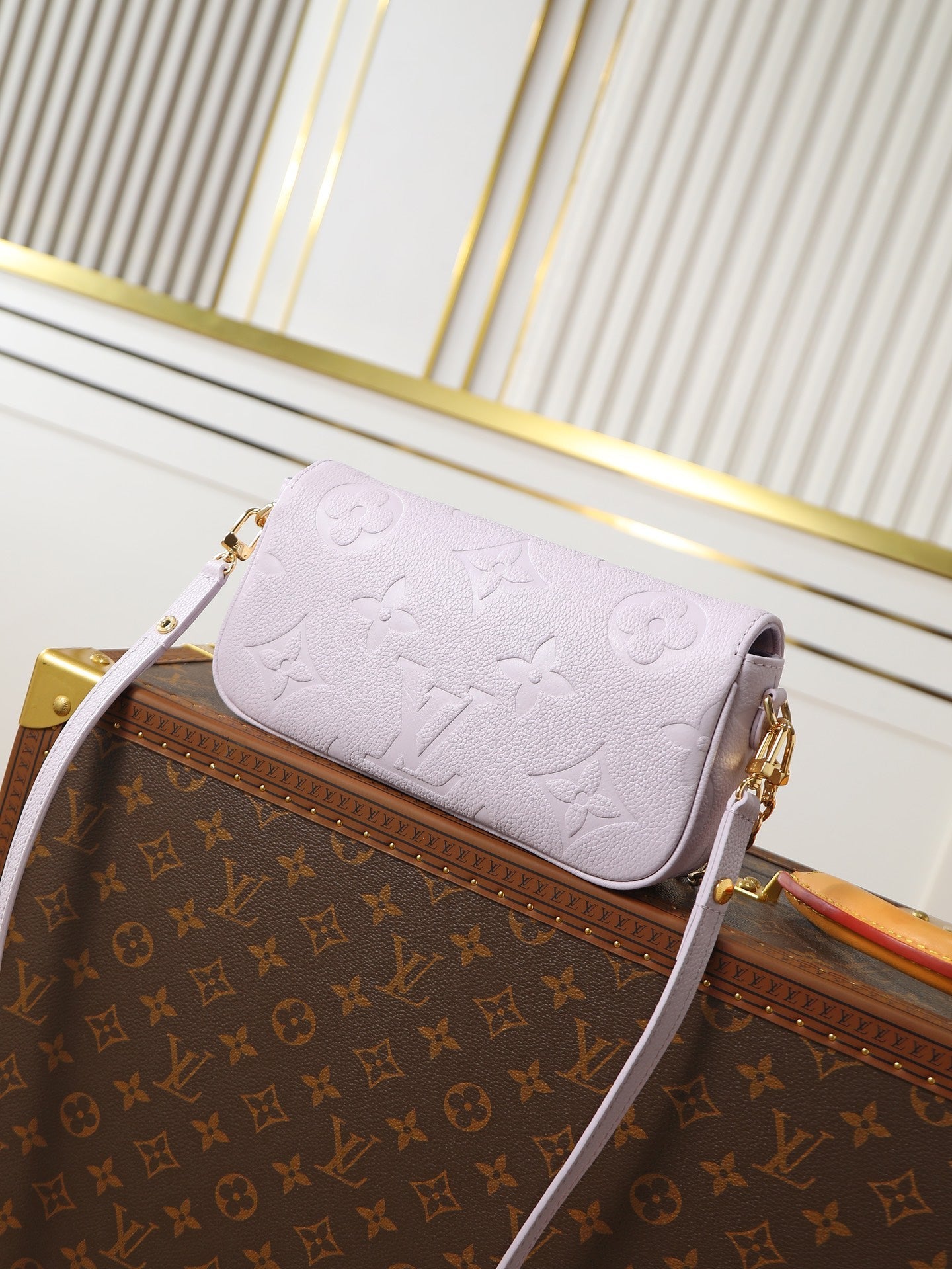 LV Wallet On Chain Ivy 23.5cm Pink Embossed Cowhide GHW mysite