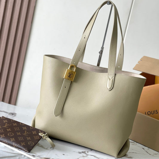 LOW KEY CABAS 47 IN BEIGE GRAINED CALFSKIN GOLD BUCKLE mysite