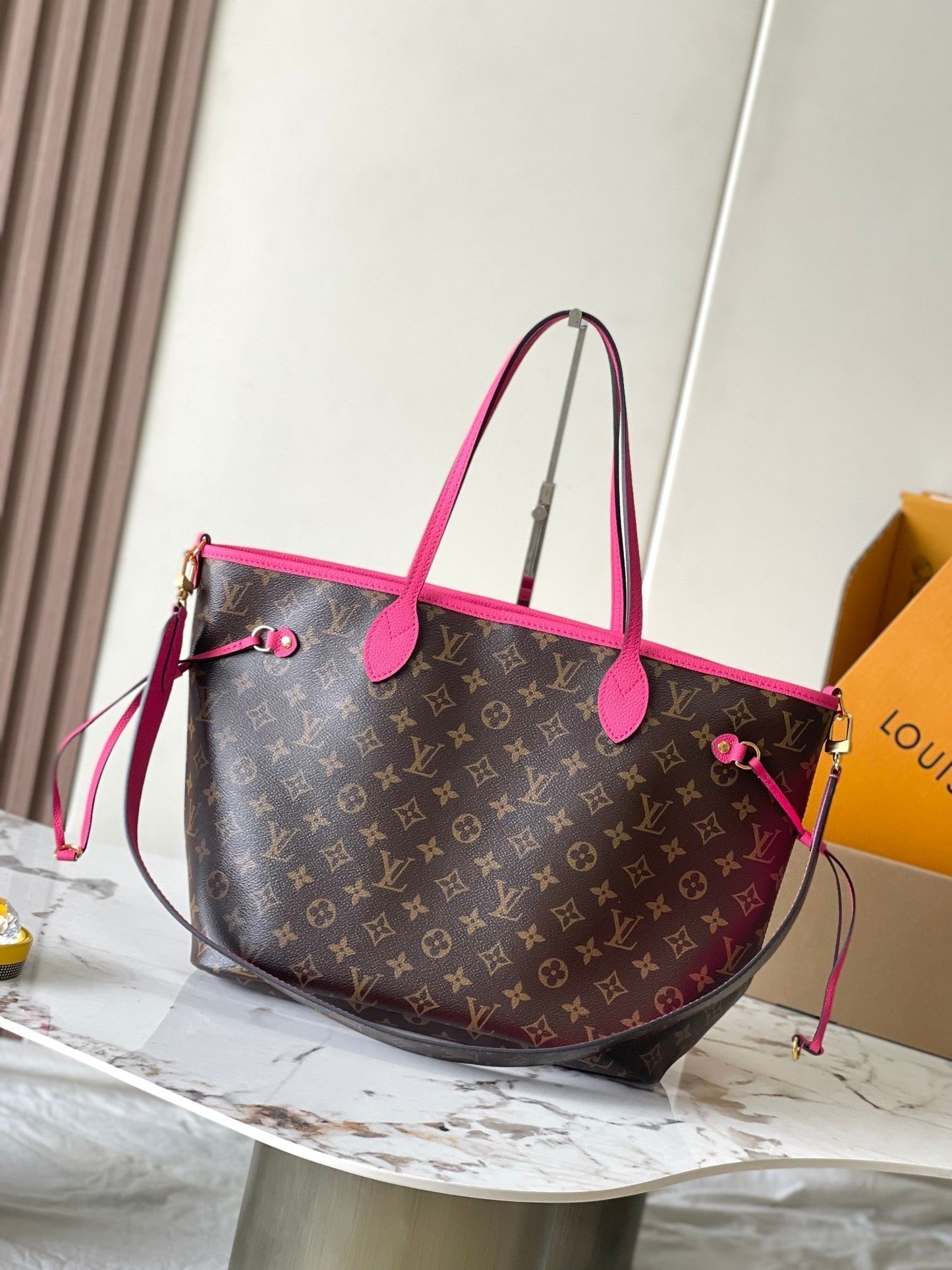Reversible Neverfull MM 31 Inside Out Dark Pink Handle mysite