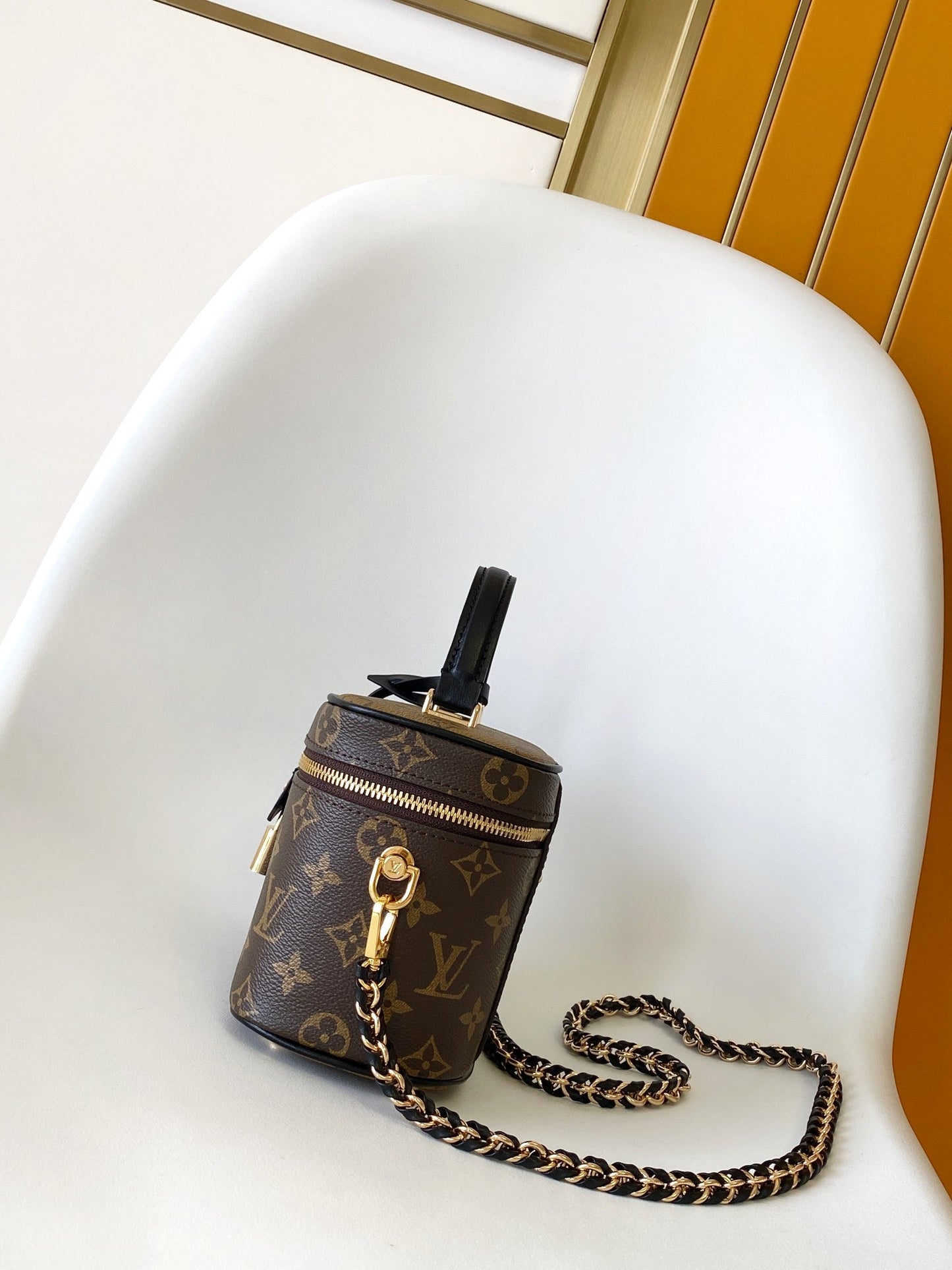 LV M47128 Vanity PM 13cm with Chain Brown Monogram Canvas & Cafskin GHW mysite