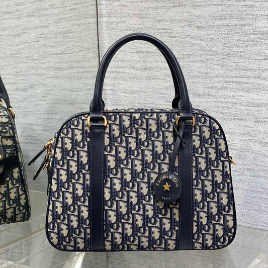 CD D-Vibe bowling bag 31 blue obliaue fabric mysite