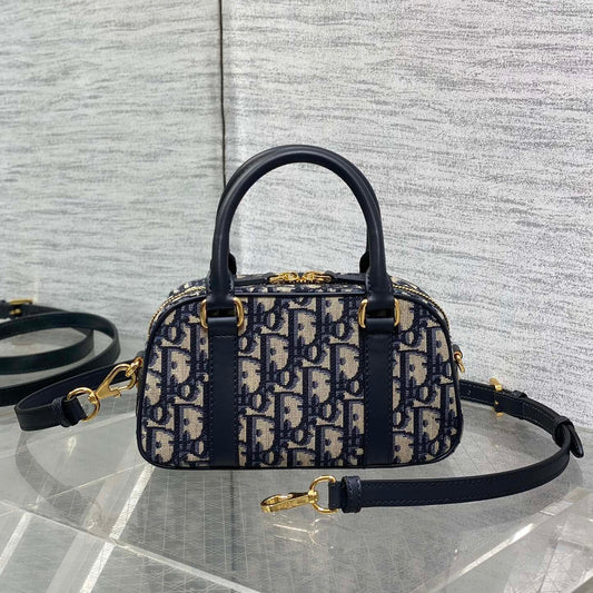 CD D-Vibe bowling bag 21 blue obliaue fabric mysite