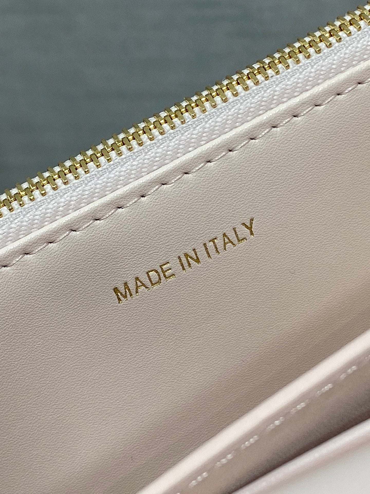 CD Miss Caro 17 Bag Light Pink Calfskin 246427 mysite