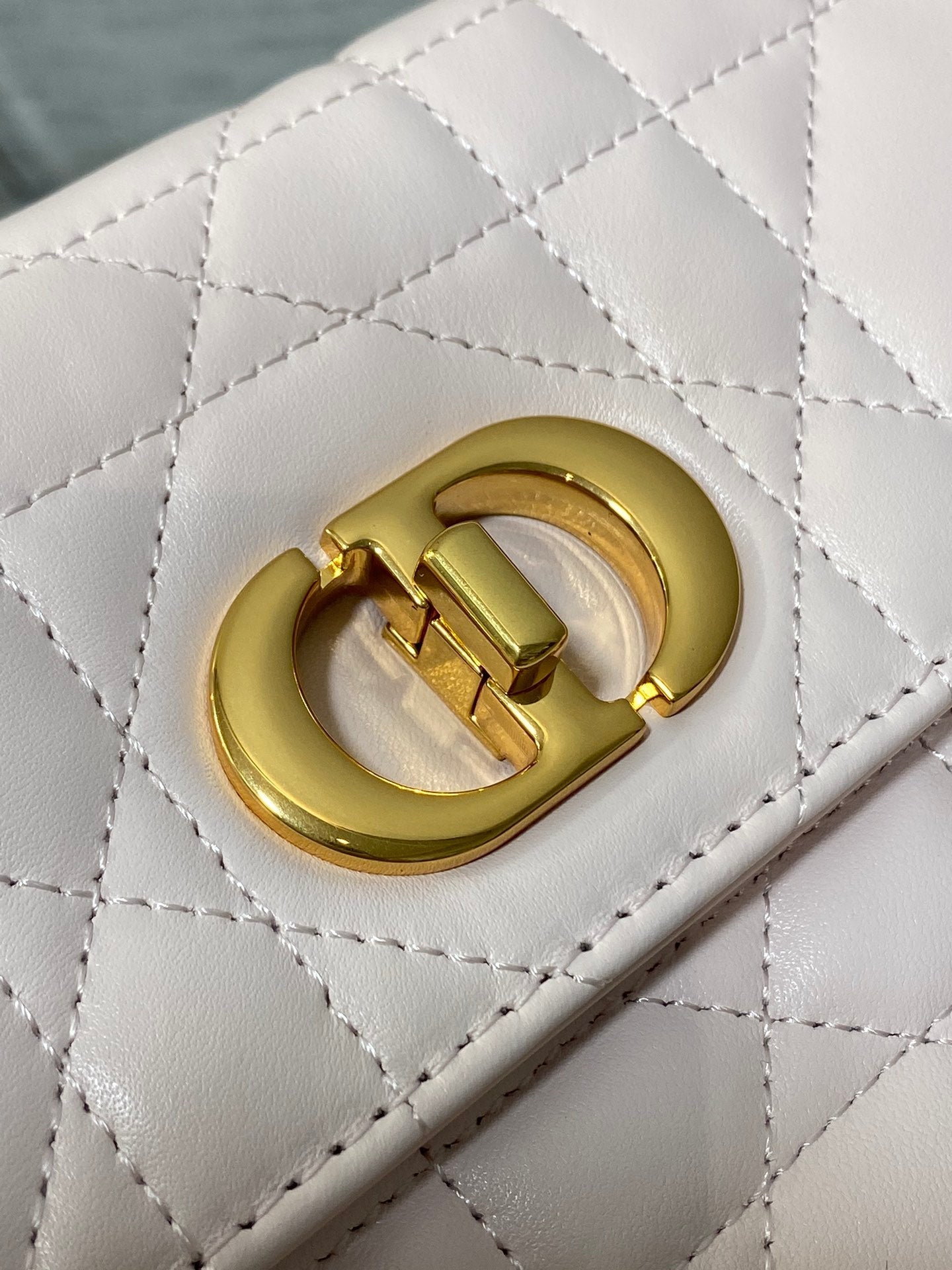 CD Miss Caro 17 Bag Light Pink Calfskin 246427 mysite