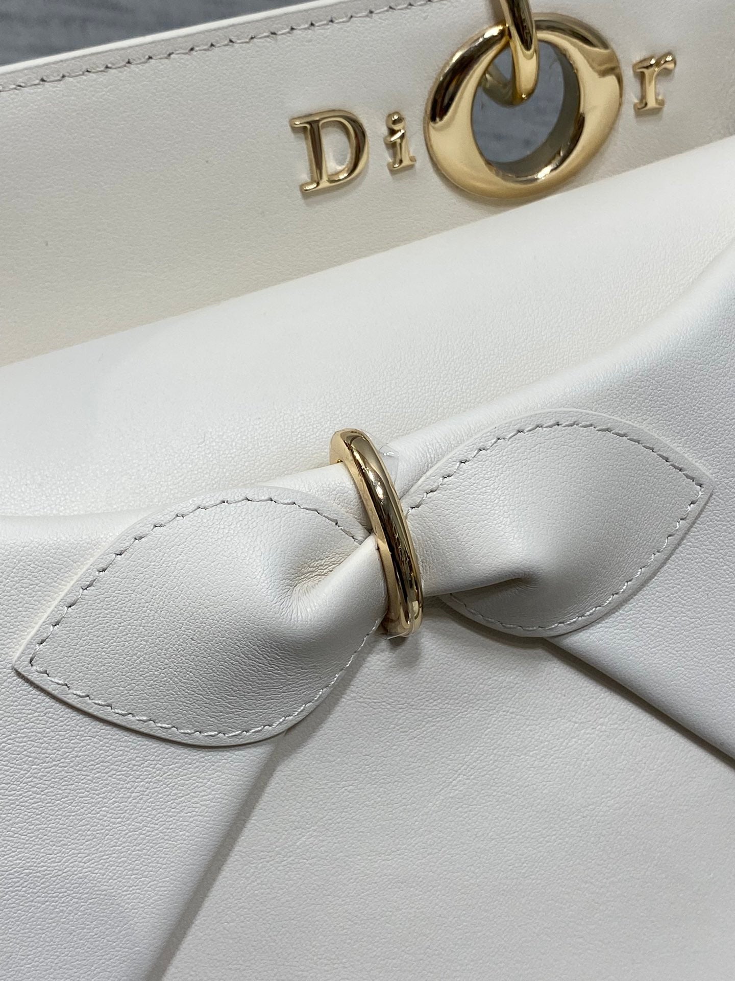 CD 26SS Bow-Adorned Bag White Calfskin 272515 mysite