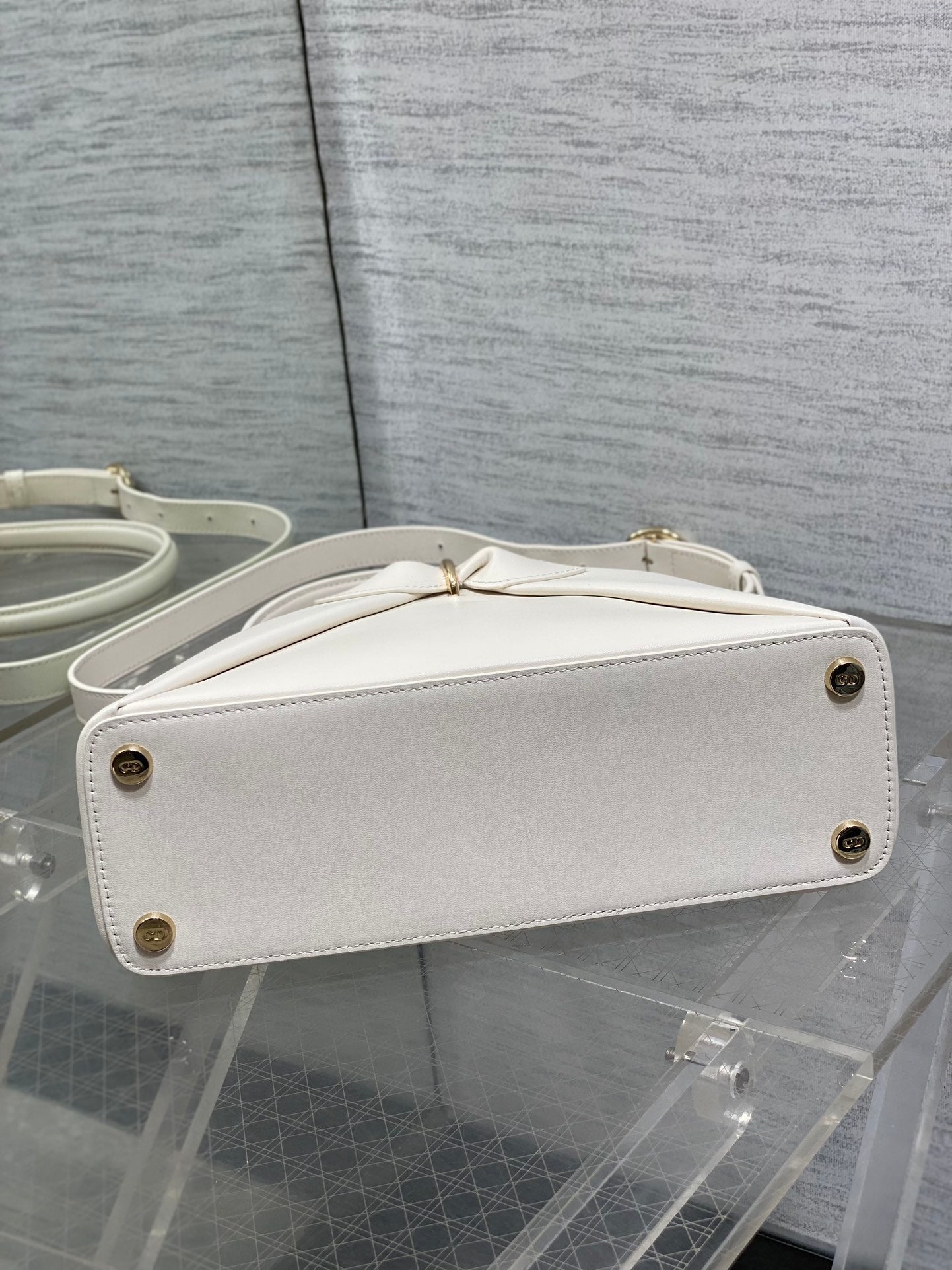 CD 26SS Bow-Adorned Bag White Calfskin 272515 mysite