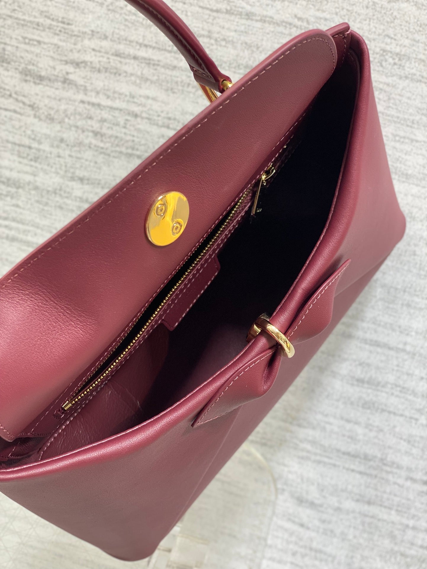 CD 26SS Bow-Adorned Bag Burgundy Calfskin 272517 mysite