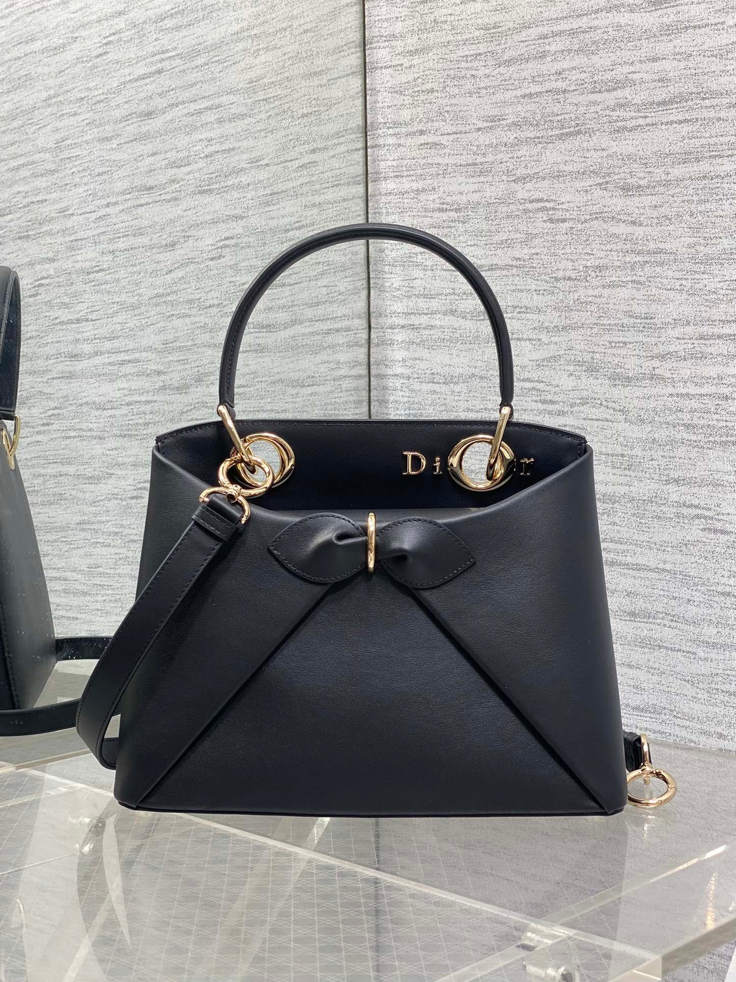CD 26SS Bow-Adorned Bag Black Calfskin 272519 mysite
