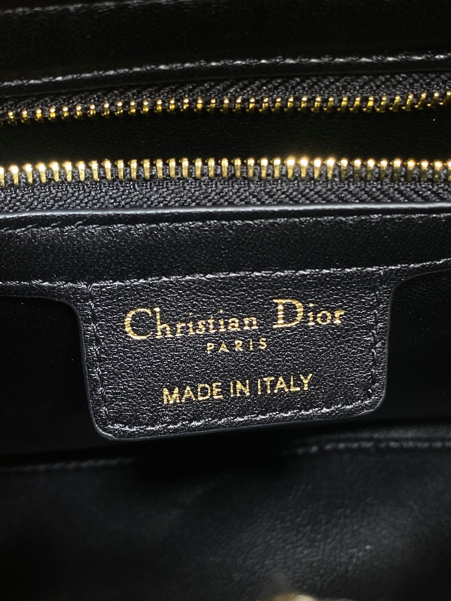 CD 26SS Bow-Adorned Bag Black Glossy Crocodile Pattern Embossed Calfskin 272521 mysite