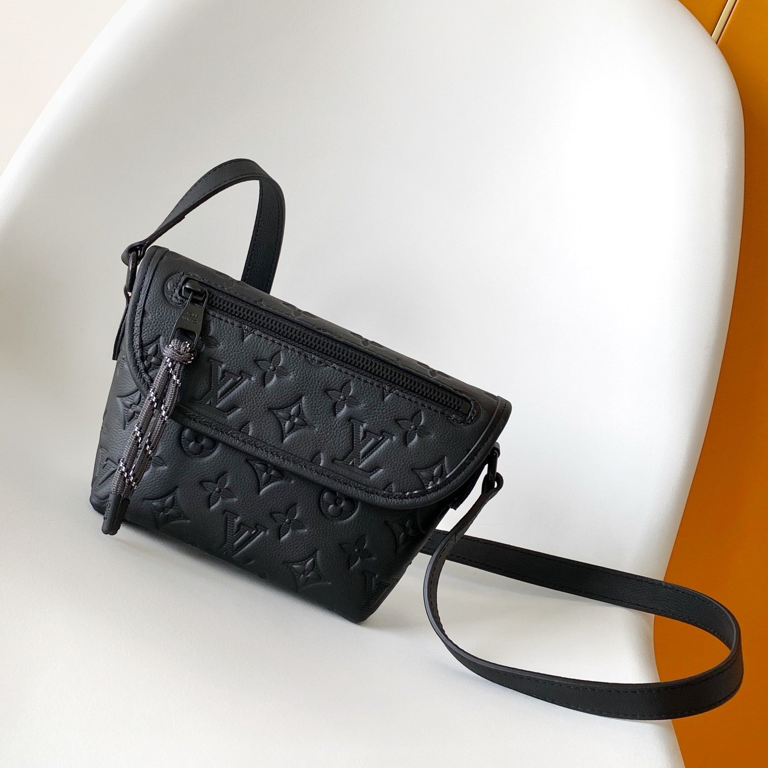 LV Pulse Wearable Wallet 22.5cm Black Monogram Shadow embossed calfskin mysite