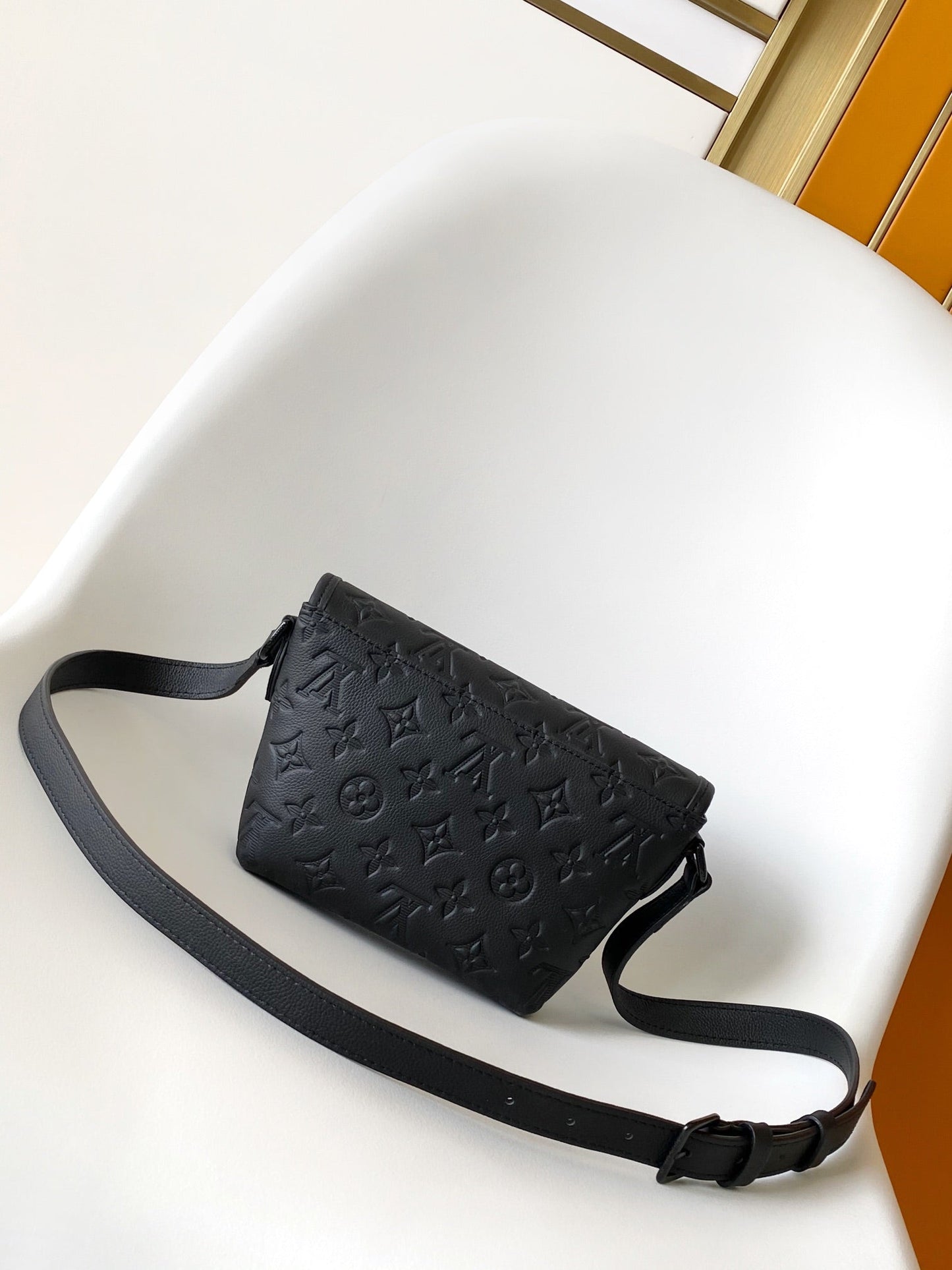 LV Pulse Wearable Wallet 22.5cm Black Monogram Shadow embossed calfskin mysite