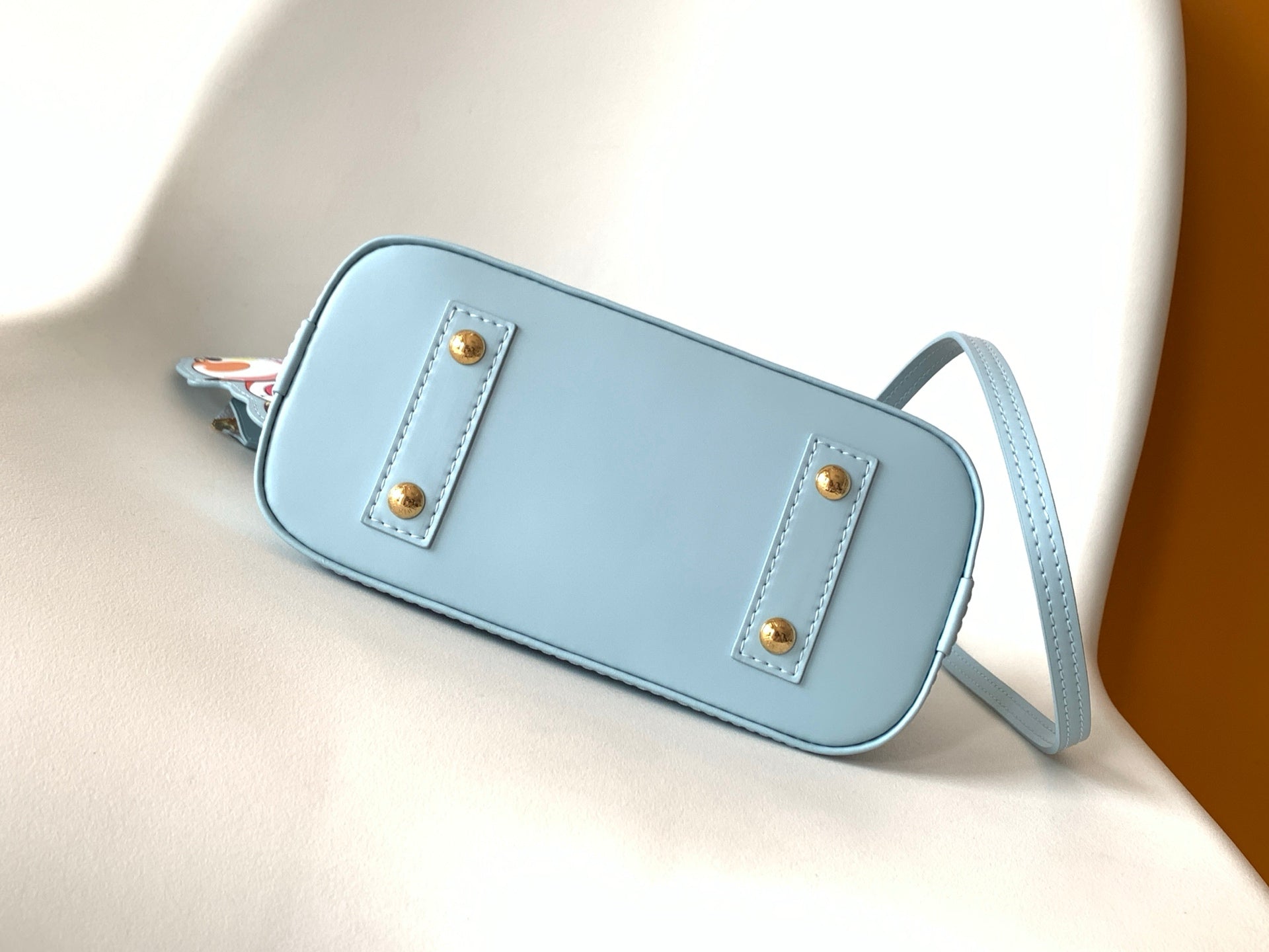 LV x TM Alma BB M13670 Handbag 23.5cm Light Blue Epi Grained Cowhide mysite