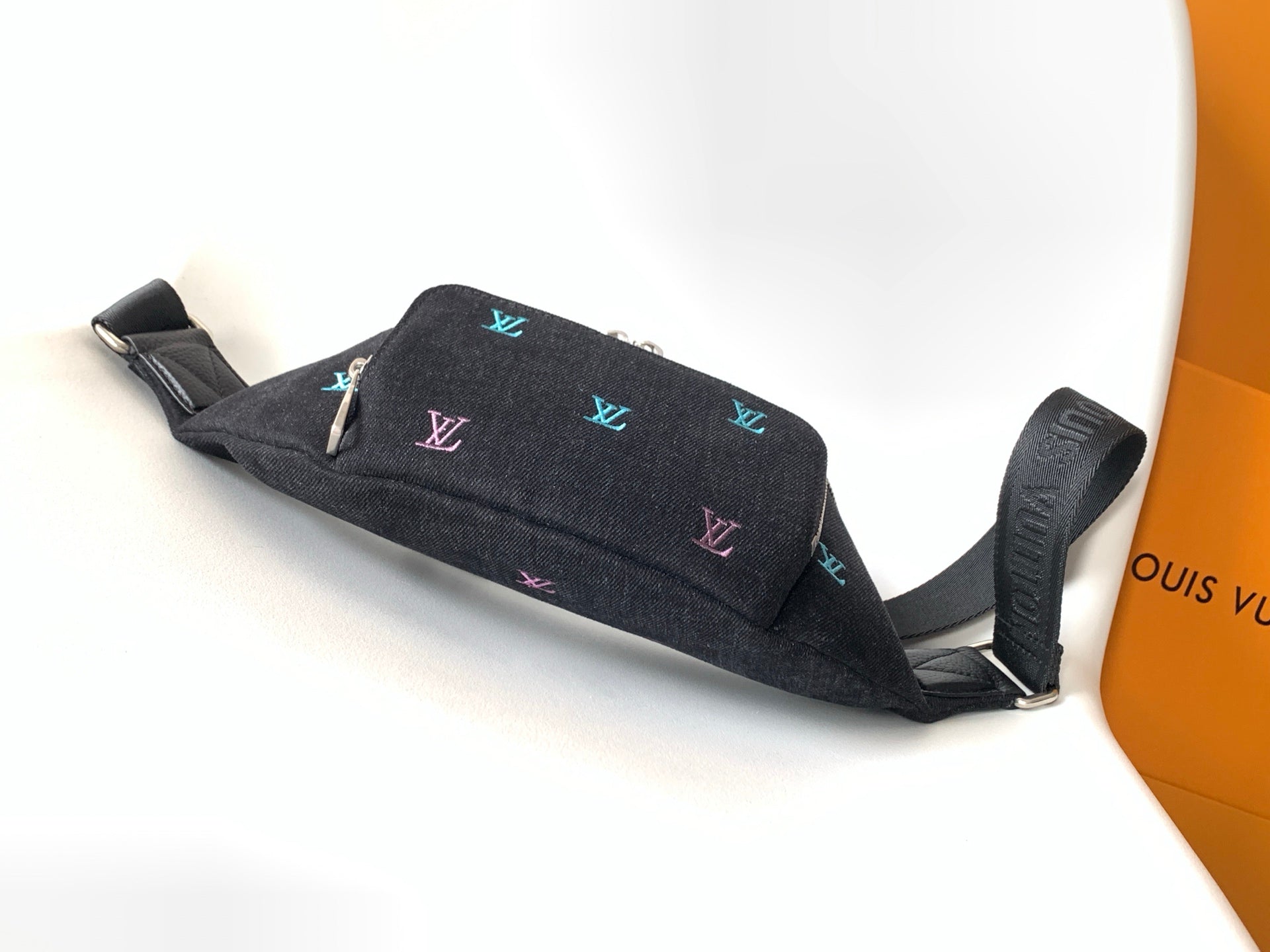 LV M13961 Rush Bumbag Black LV Blason Denim & Cowhide mysite