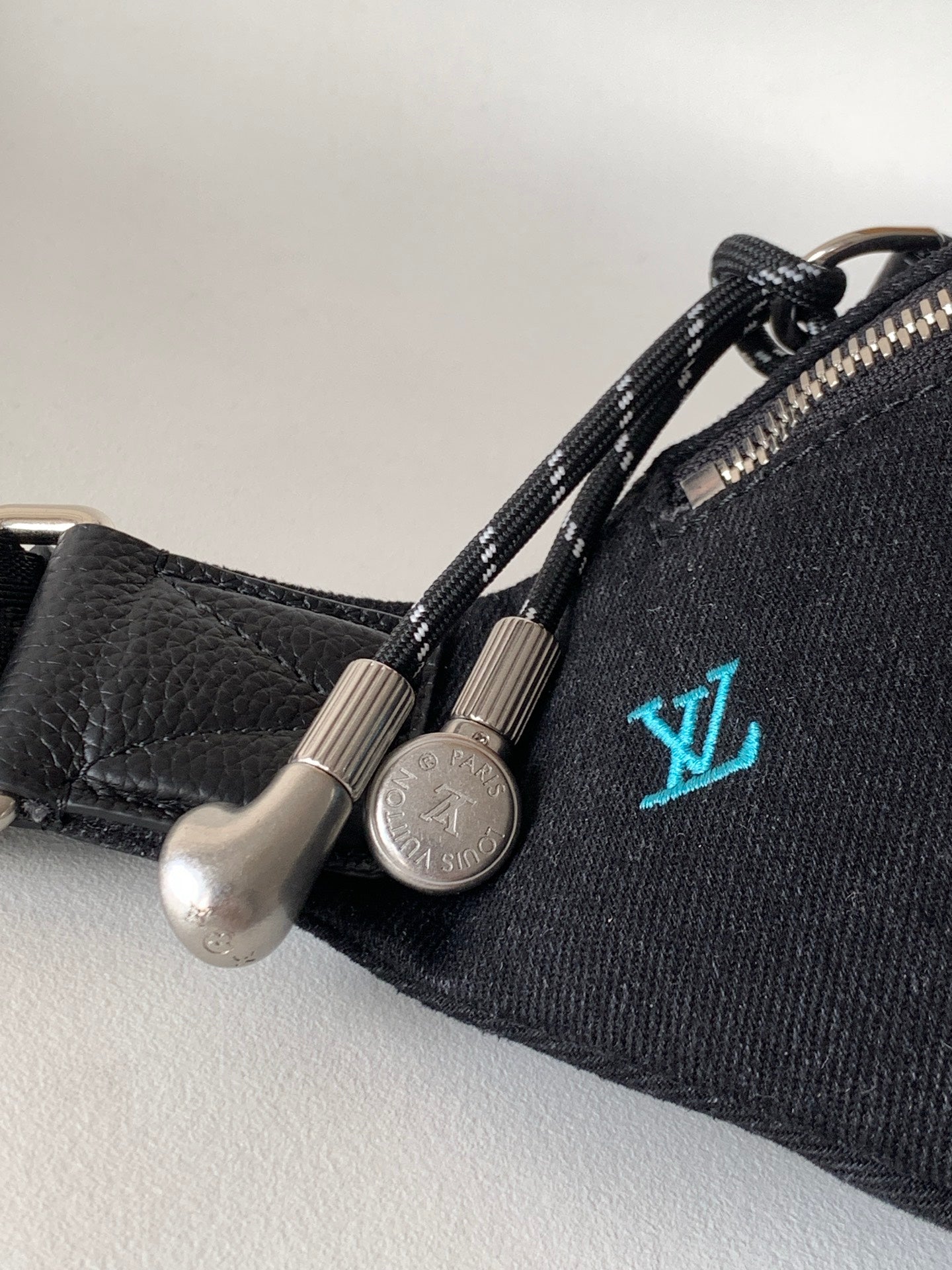 LV M13961 Rush Bumbag Black LV Blason Denim & Cowhide mysite