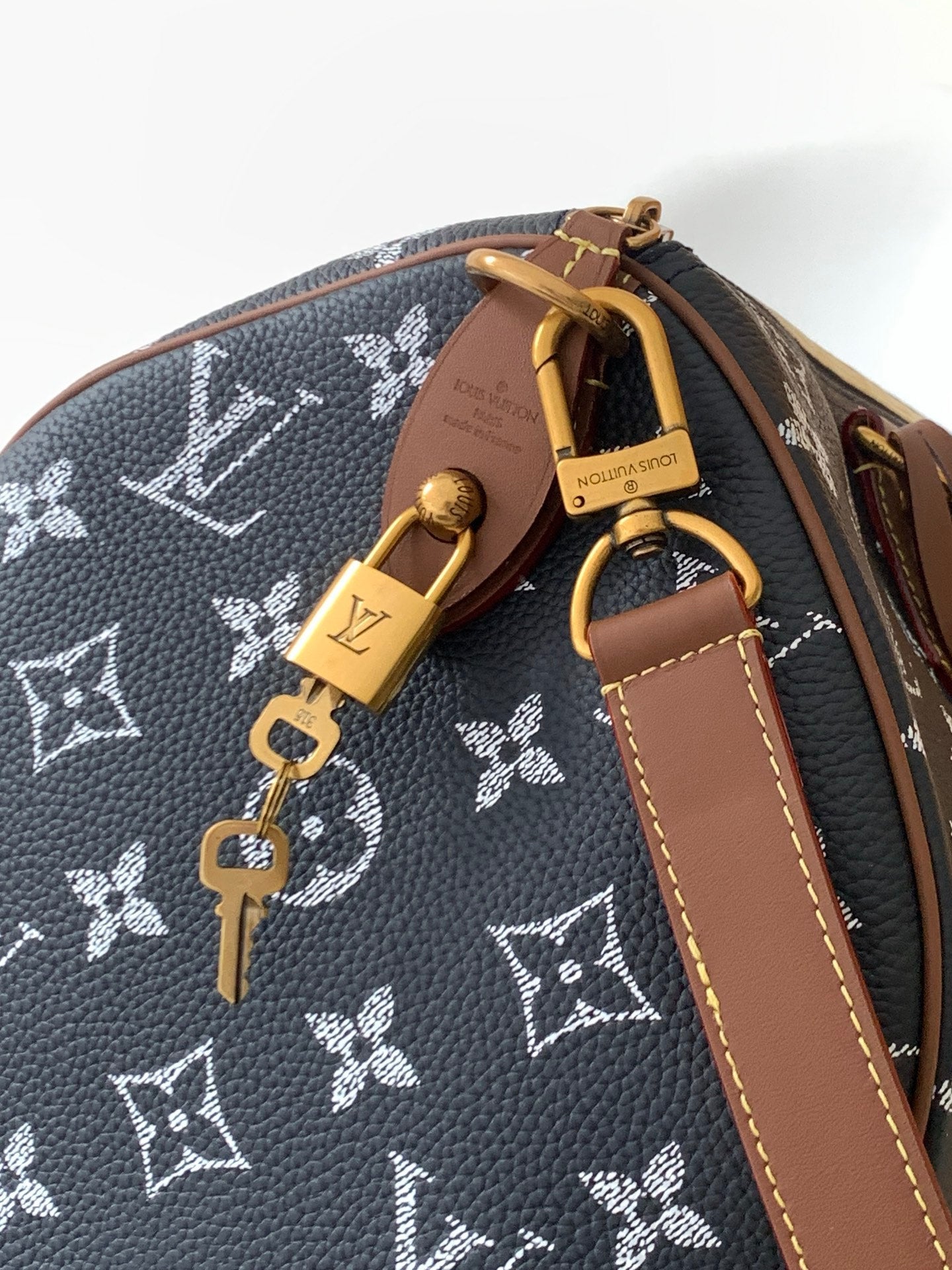 LV Speedy Bandoulière 40cm  Royal Blue Monogram Calfskin GHW mysite