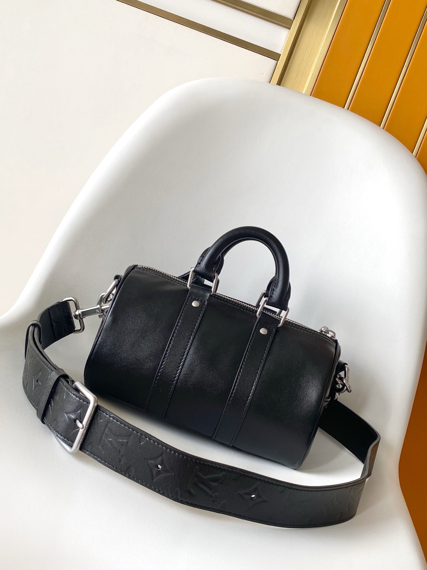 LV M13988 Keepall Bandoulière Cargo 25 Black Caflskin Sliver HW mysite