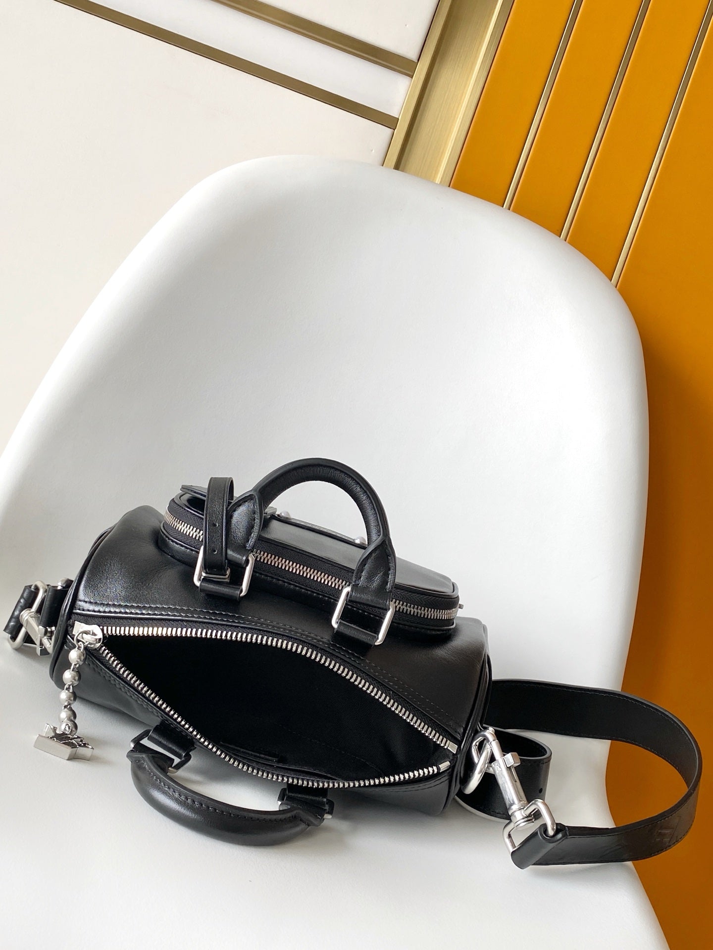 LV M13988 Keepall Bandoulière Cargo 25 Black Caflskin Sliver HW mysite