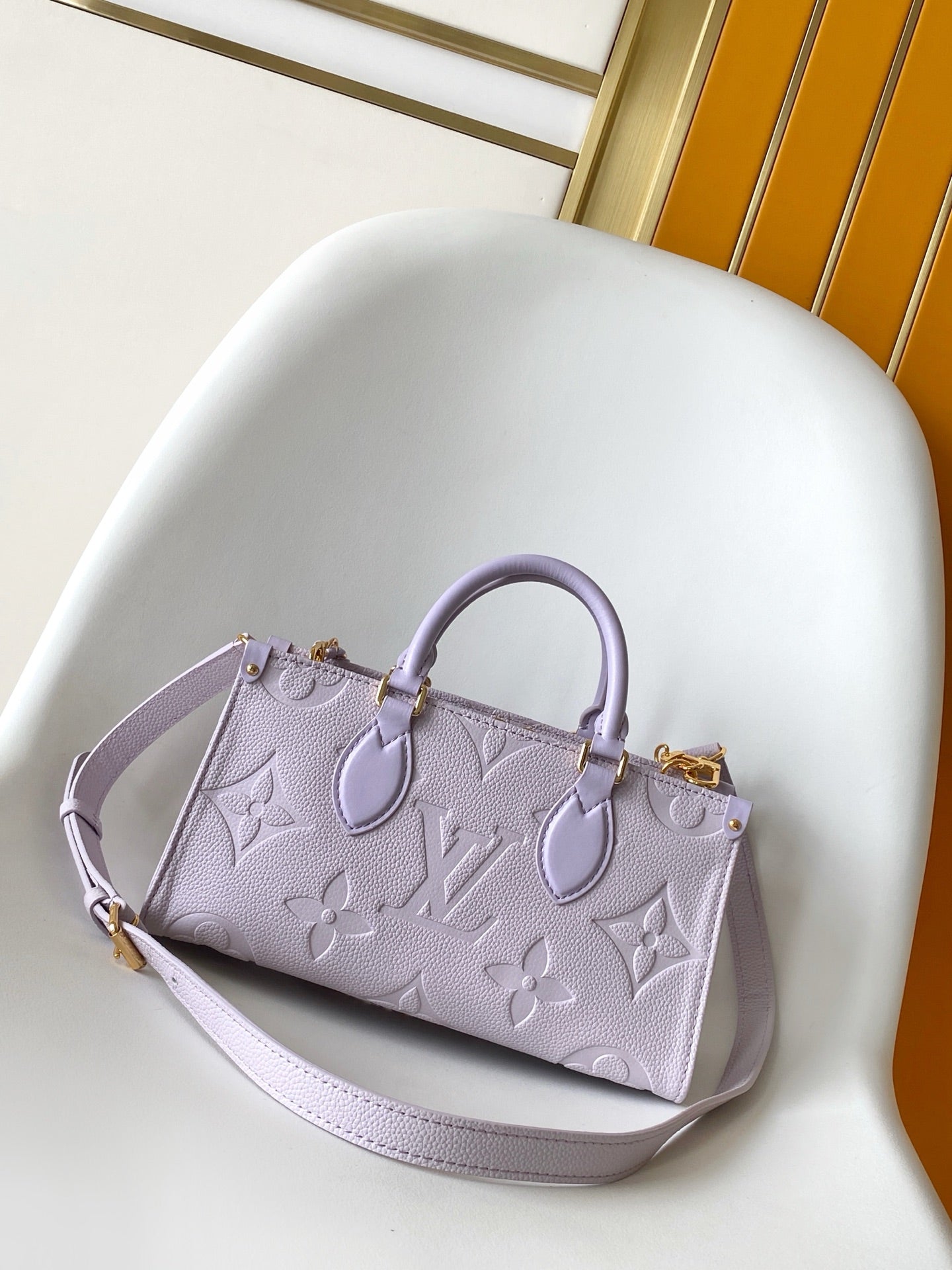 LV M15192 OnTheGo East West Tote 25cm Taro Purple Embossed Grain Cowhide GHW mysite