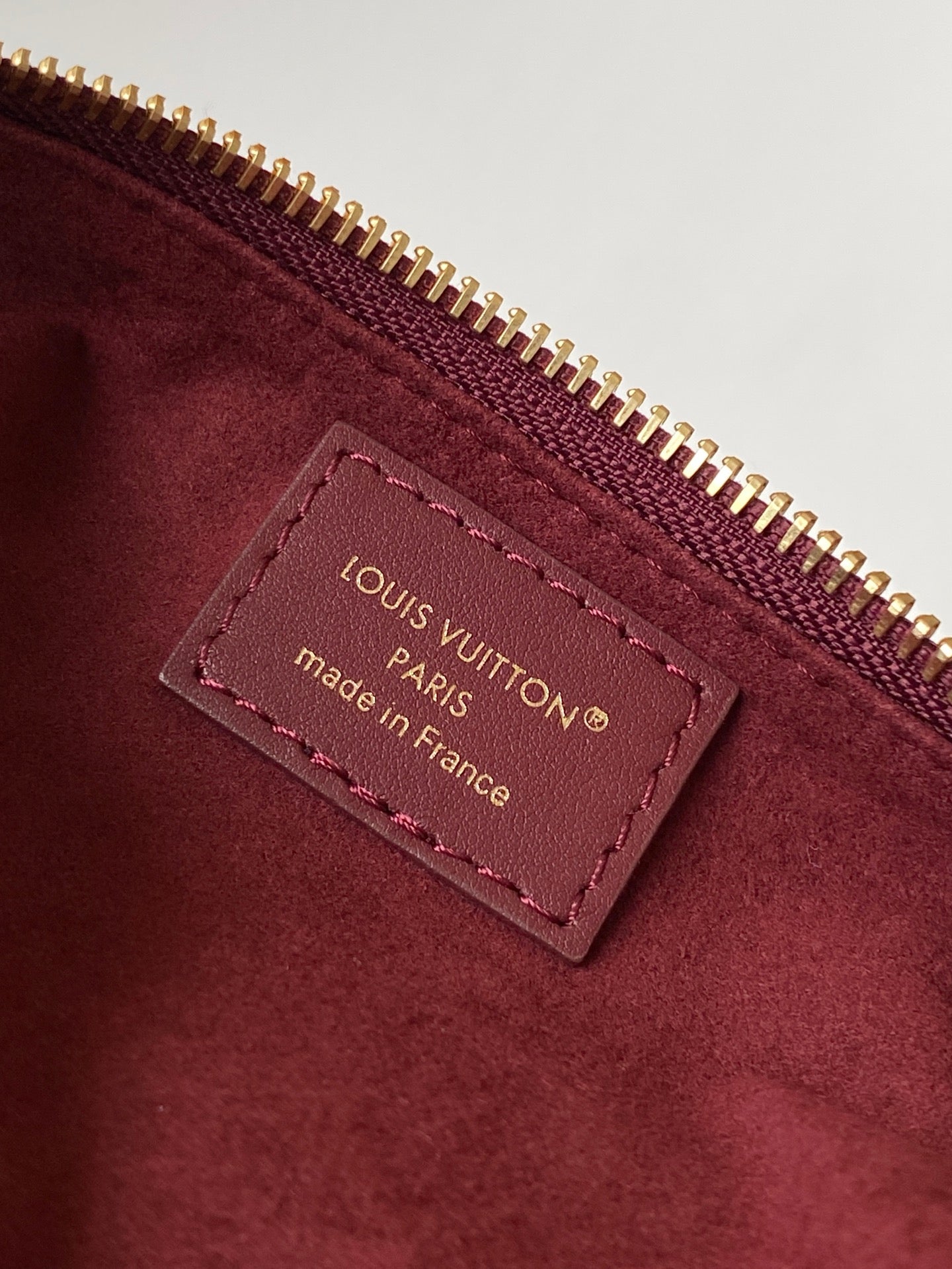 LV M25650 Pochette LV Bloom with Charm 23cm Red Calfskin GHW mysite