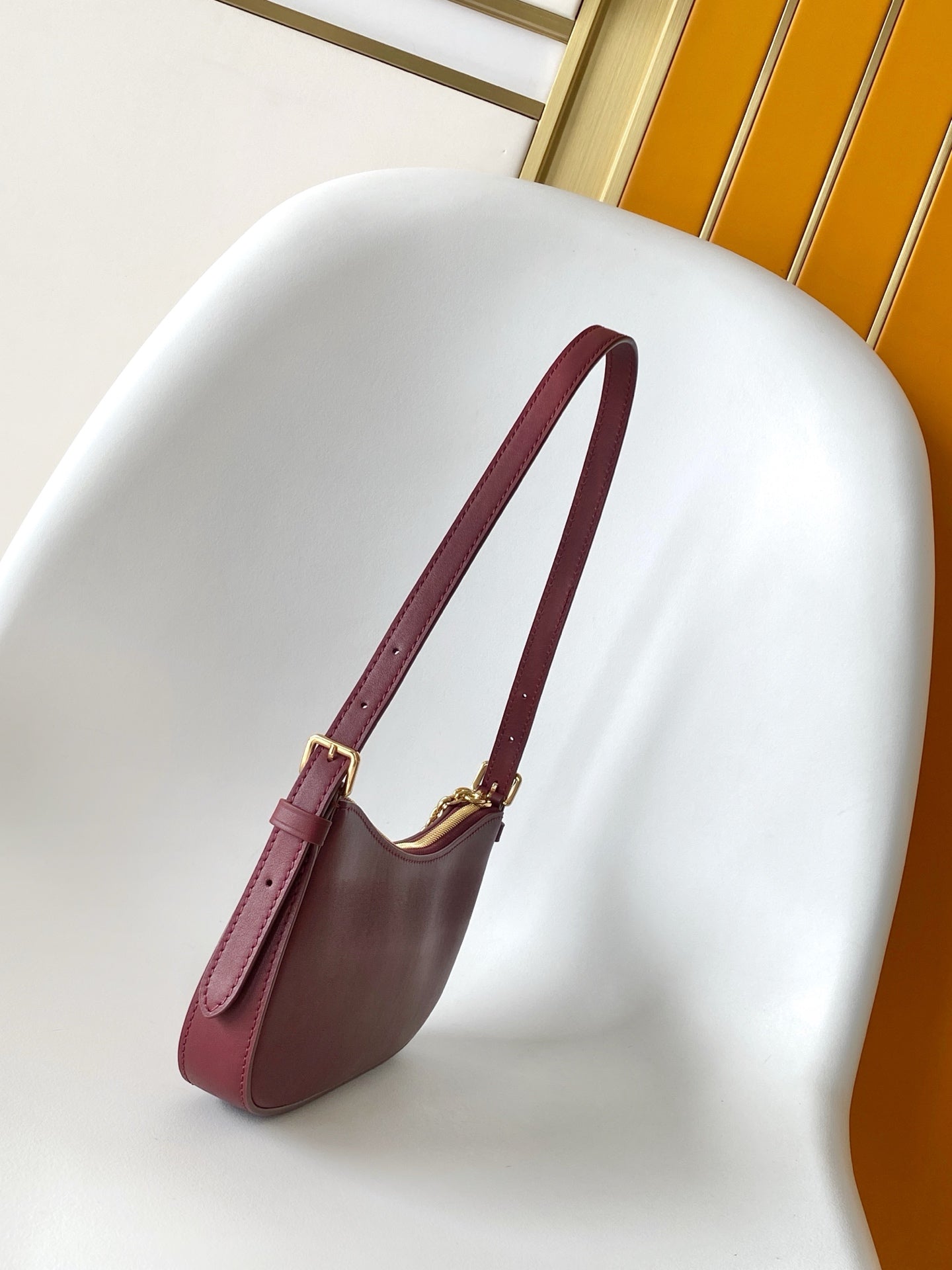 LV M25650 Pochette LV Bloom with Charm 23cm Red Calfskin GHW mysite