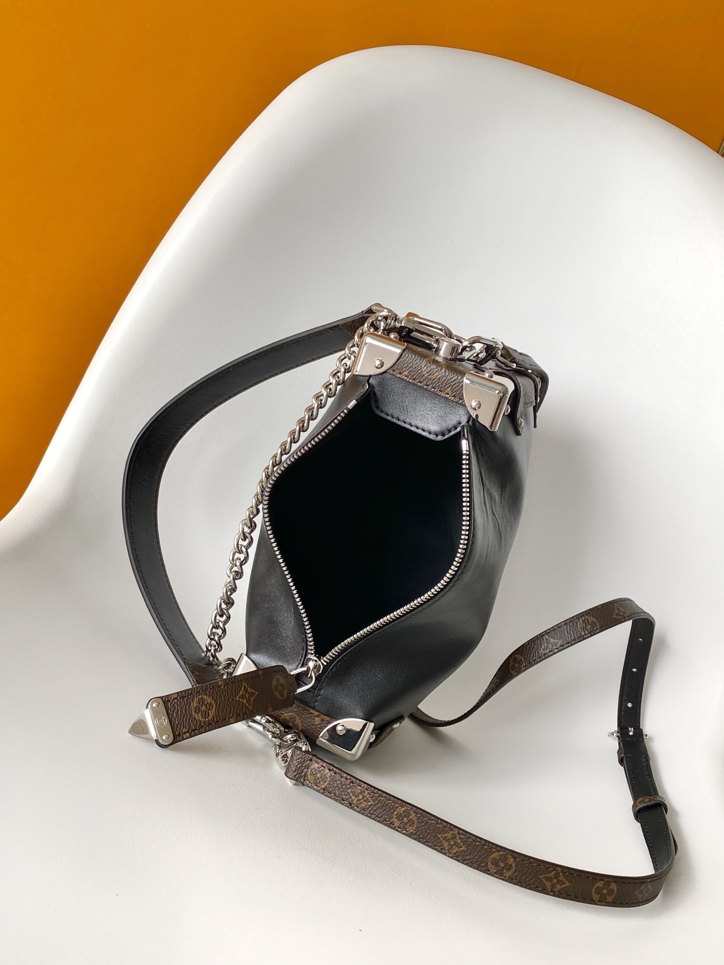 LV M25160 Side Trunk MM Bag 23.5 Black Caviar Calfskin& Cowhide HW mysite