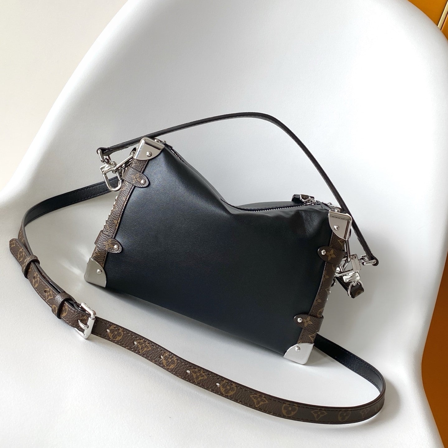 LV M25160 Side Trunk MM Bag 23.5 Black Caviar Calfskin& Cowhide HW mysite