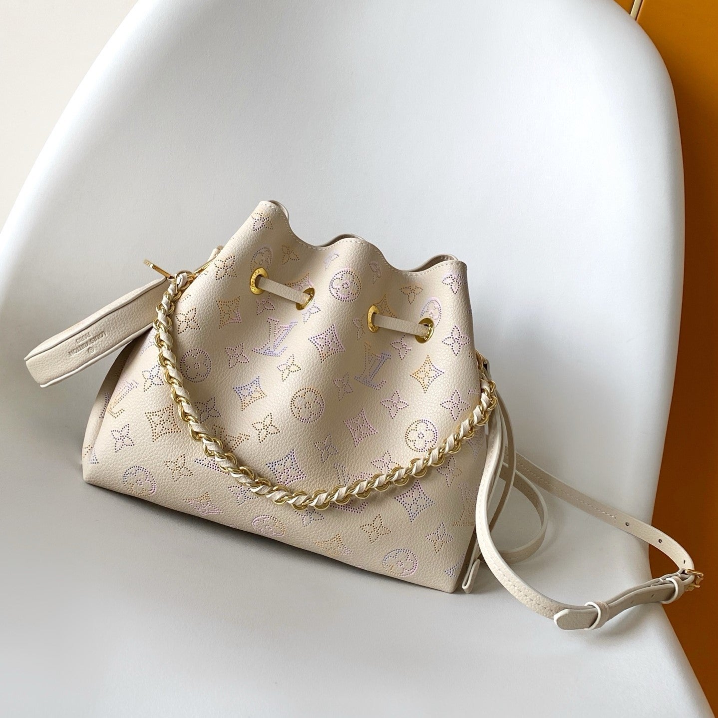 LV M15114 Bella Handbag 19cm Dream Cream Perforated Cowhide GHW mysite