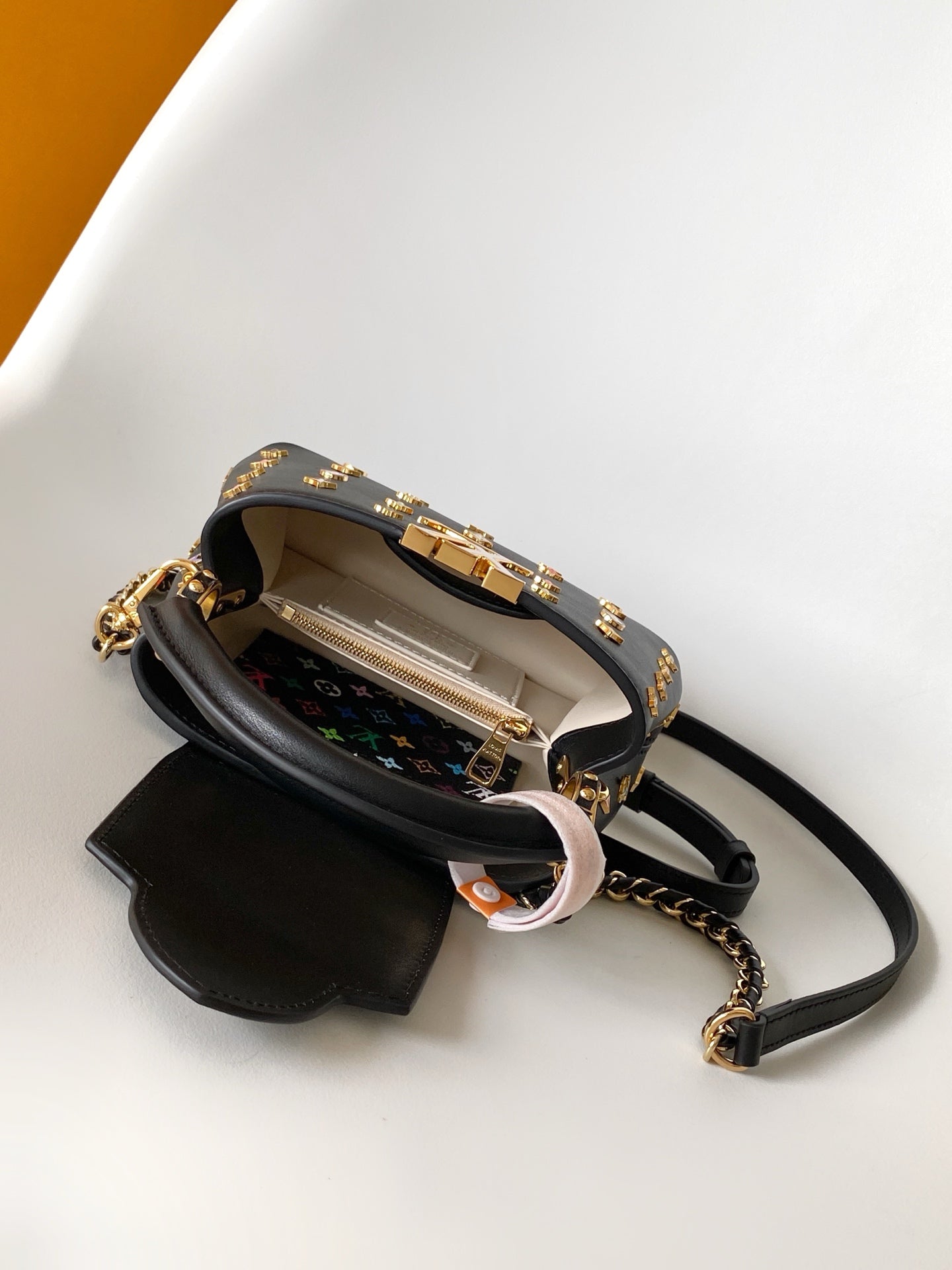 LV x TM Capucines Mini 21cm Black Taurillon Cowhide & Metallic Studs GHW mysite