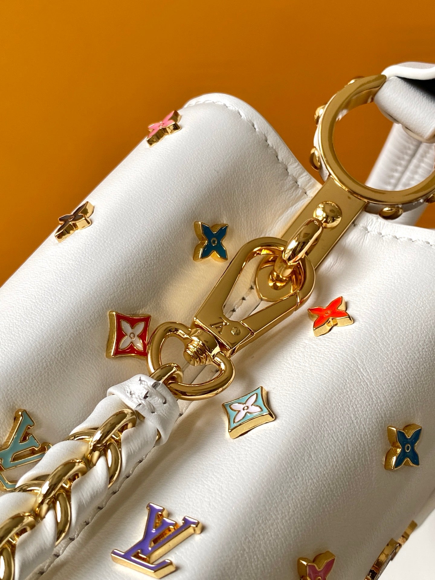 LV x TM Capucines Mini 21cm White Taurillon Cowhide & Metallic Studs GHW mysite