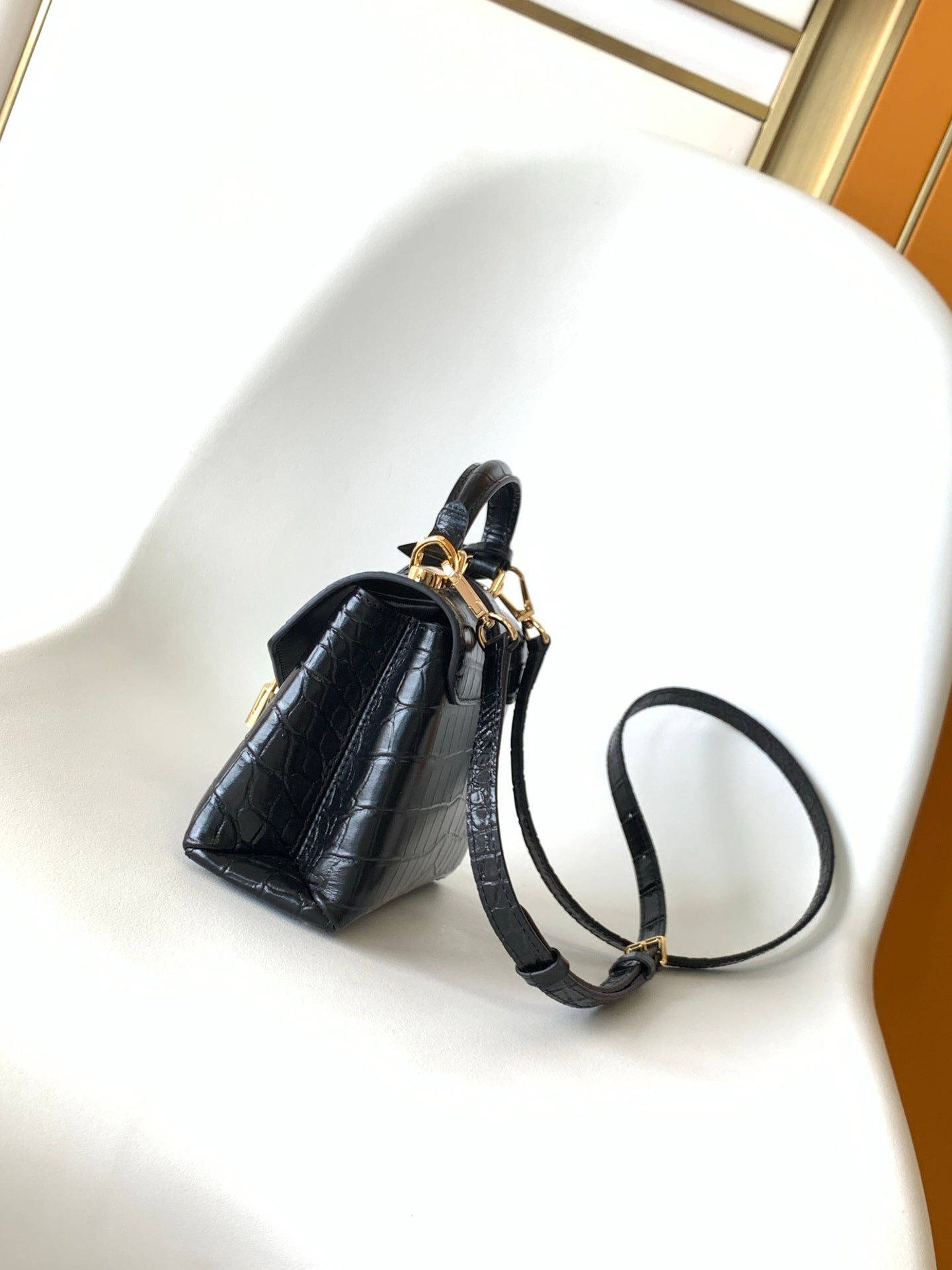 LV 25s Rose Des Vents Handbag 19cm Black Crocodile GHW mysite