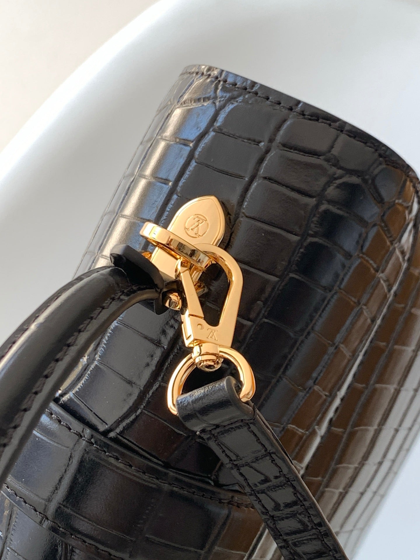 LV 25s Rose Des Vents Handbag 27cm Black Crocodile GHW mysite