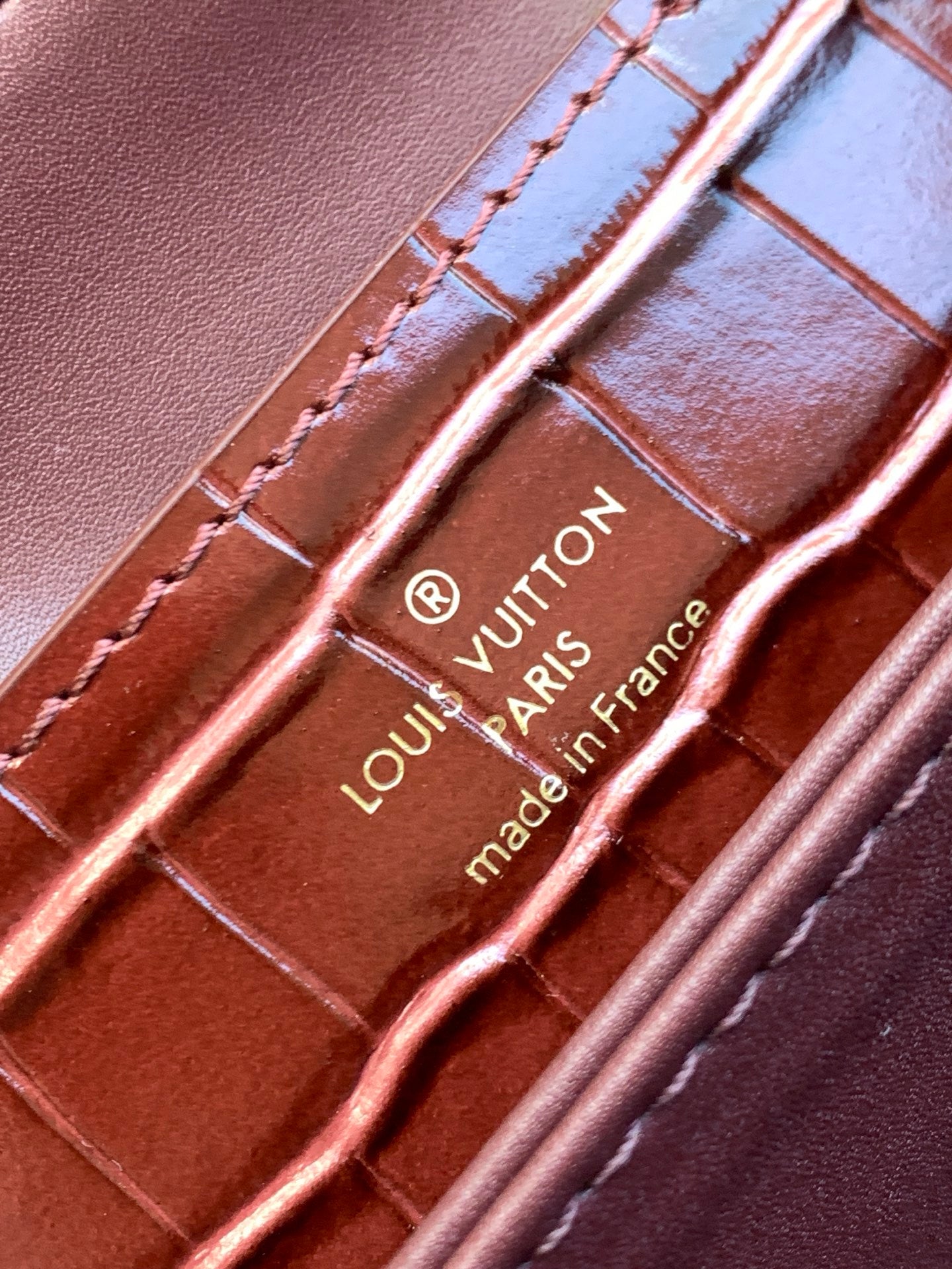 LV 25s Rose Des Vents Handbag 27cm Burgundy Crocodile GHW mysite