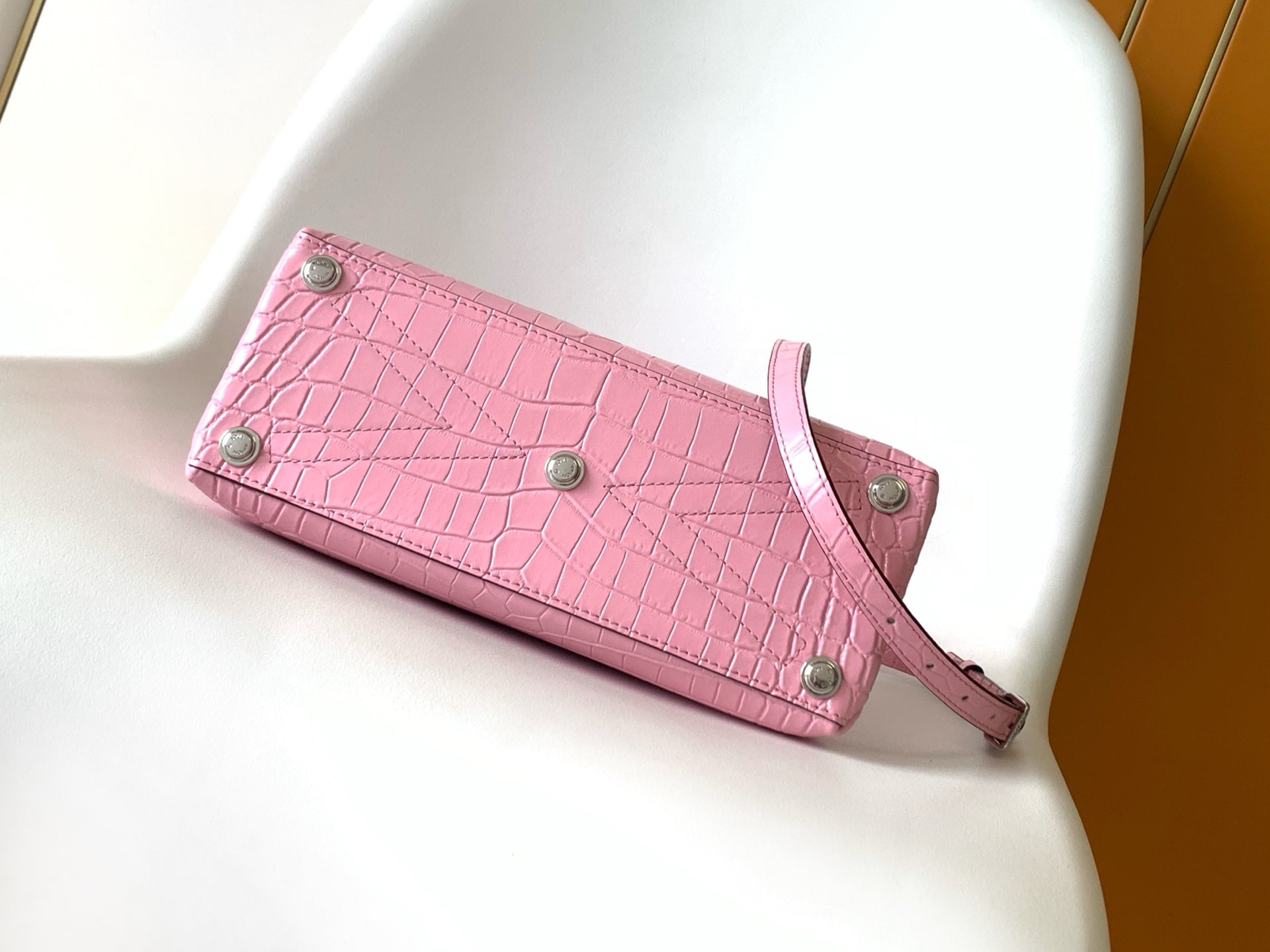 LV 25s Rose Des Vents Handbag 27cm Pink Crocodile Metal HW mysite