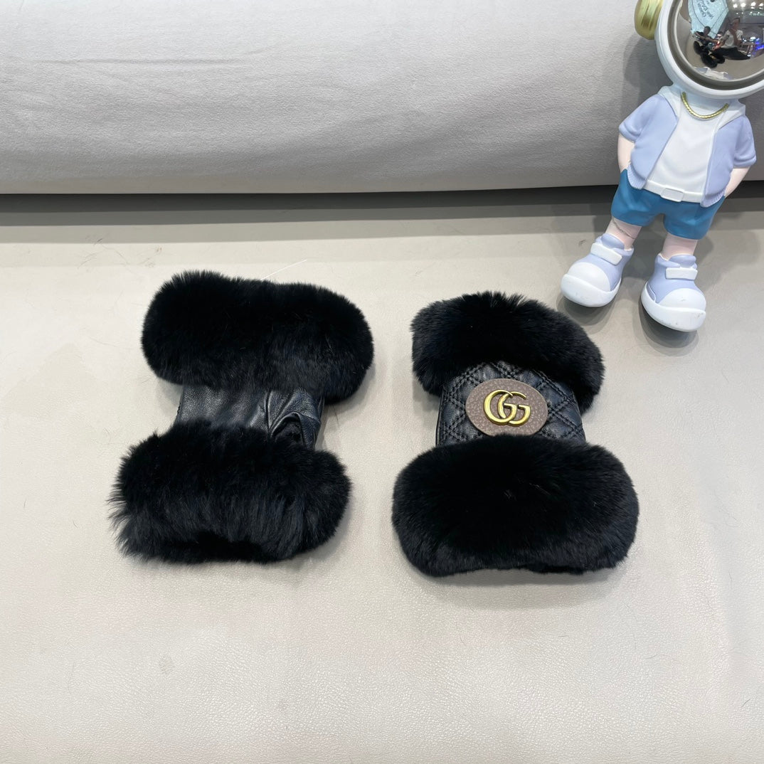 HALF-FINGER GLOVES IN BLACK RABBIT FUR AND LAMBSKIN 432564 mysite