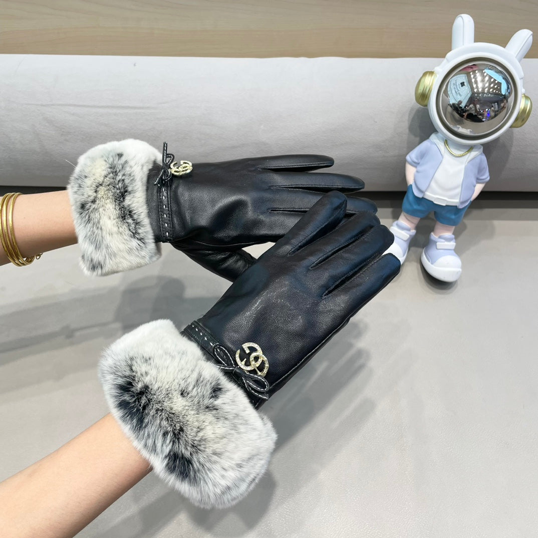 FUR-TRIMMED LAMBSKIN GLOVES BLACK WITH BOW 456265 mysite
