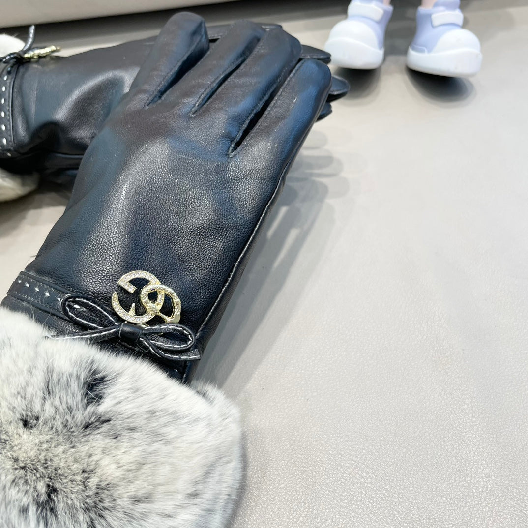 FUR-TRIMMED LAMBSKIN GLOVES BLACK WITH BOW 456265 mysite