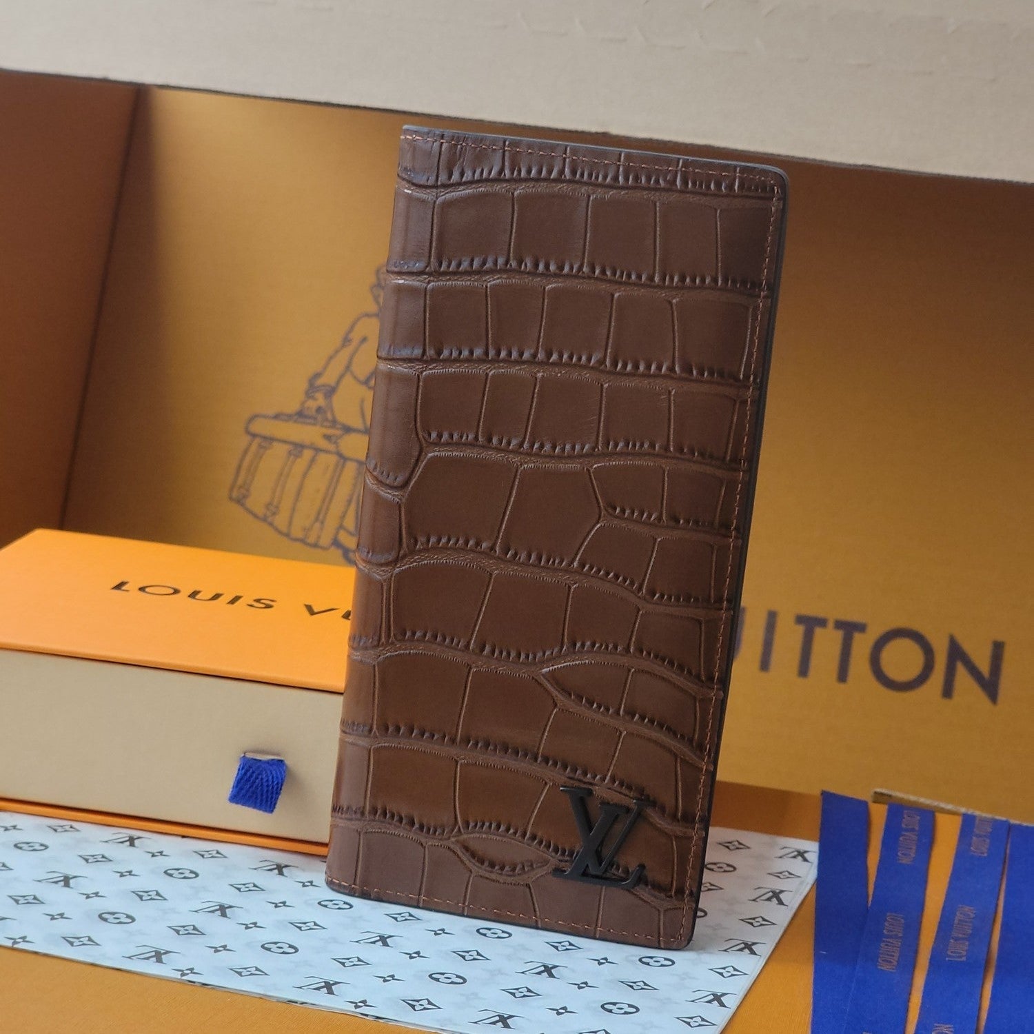 LV M81830 Brazza Wallet Brown Crocodile Leather mysite