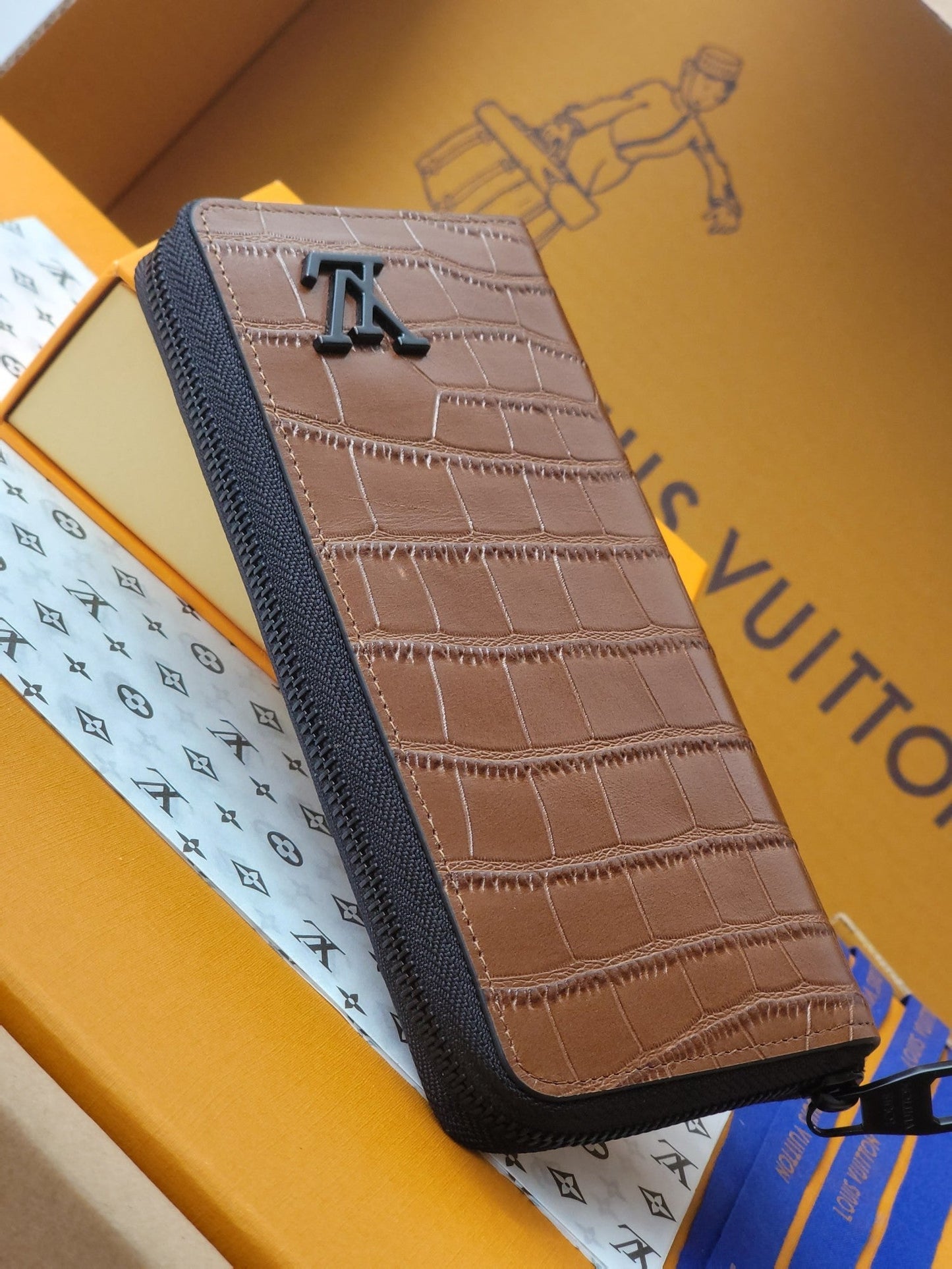 LV M81830Zippy Vertical Wallet  Brown Crocodile Leather (Copy) mysite
