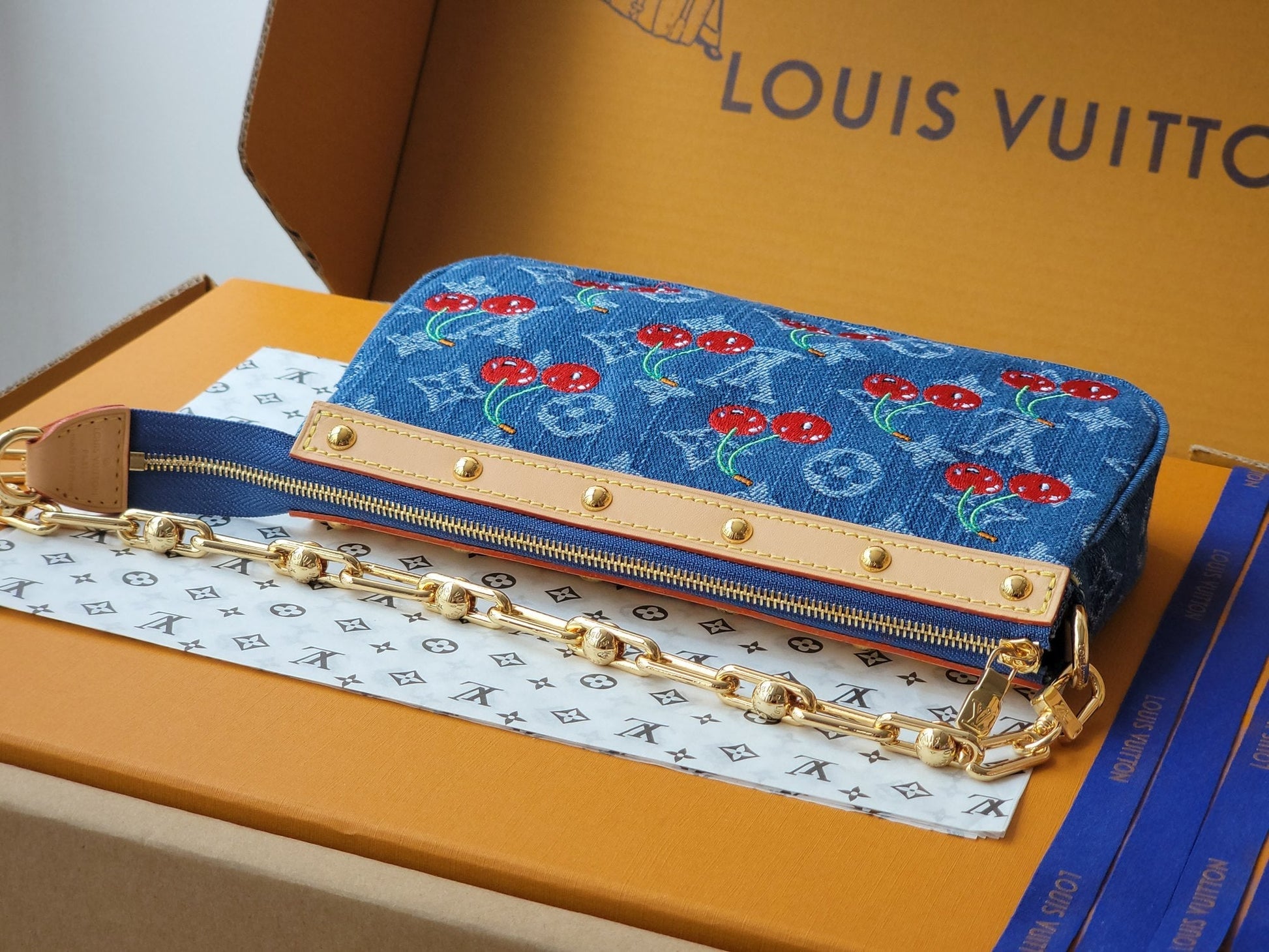 LV x TM M13994 Pochette Accessoires 22cm Blue Monogram Denim With Cherry Motif GHW mysite