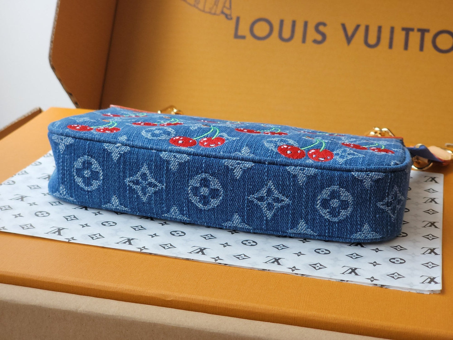 LV x TM M13994 Pochette Accessoires 22cm Blue Monogram Denim With Cherry Motif GHW mysite